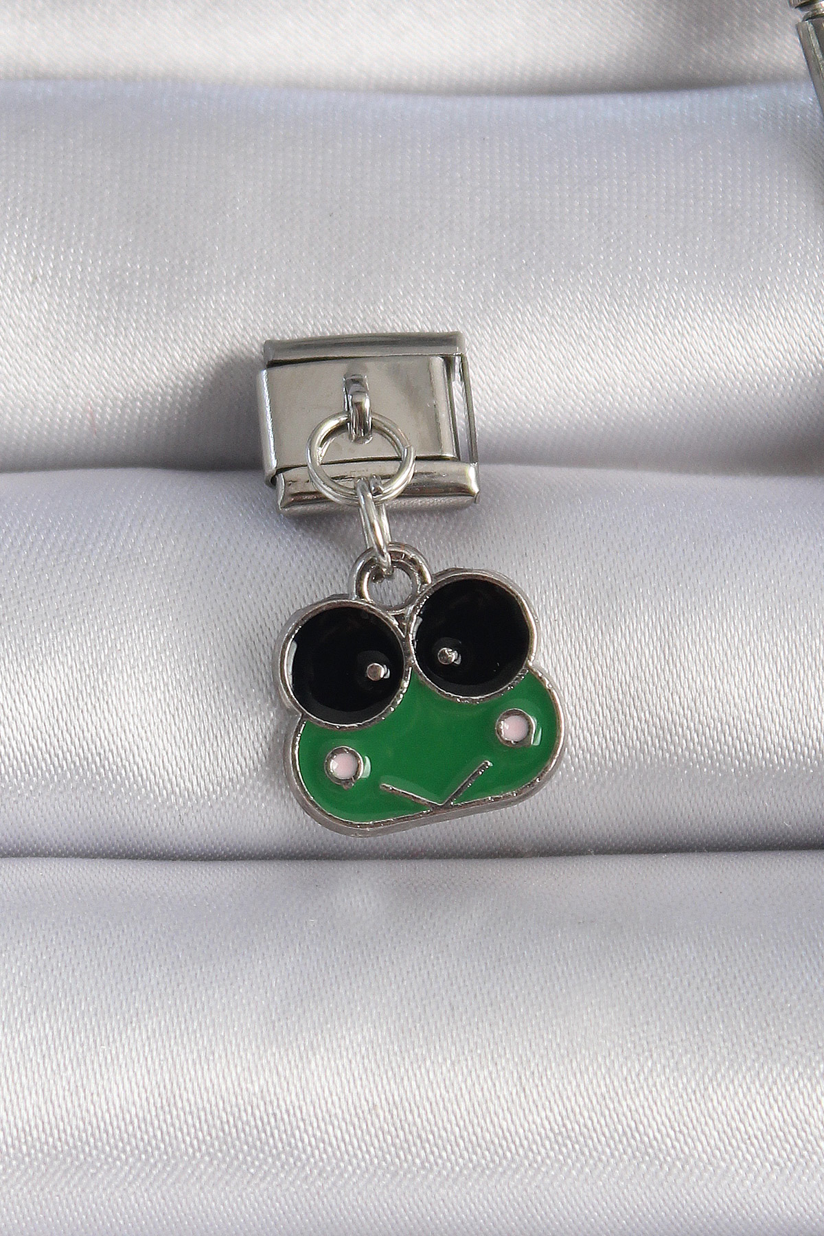 Stillove 316L Çelik Gümüş Renk Sallantılı Yeşil Kurbağa Figür Nomination C