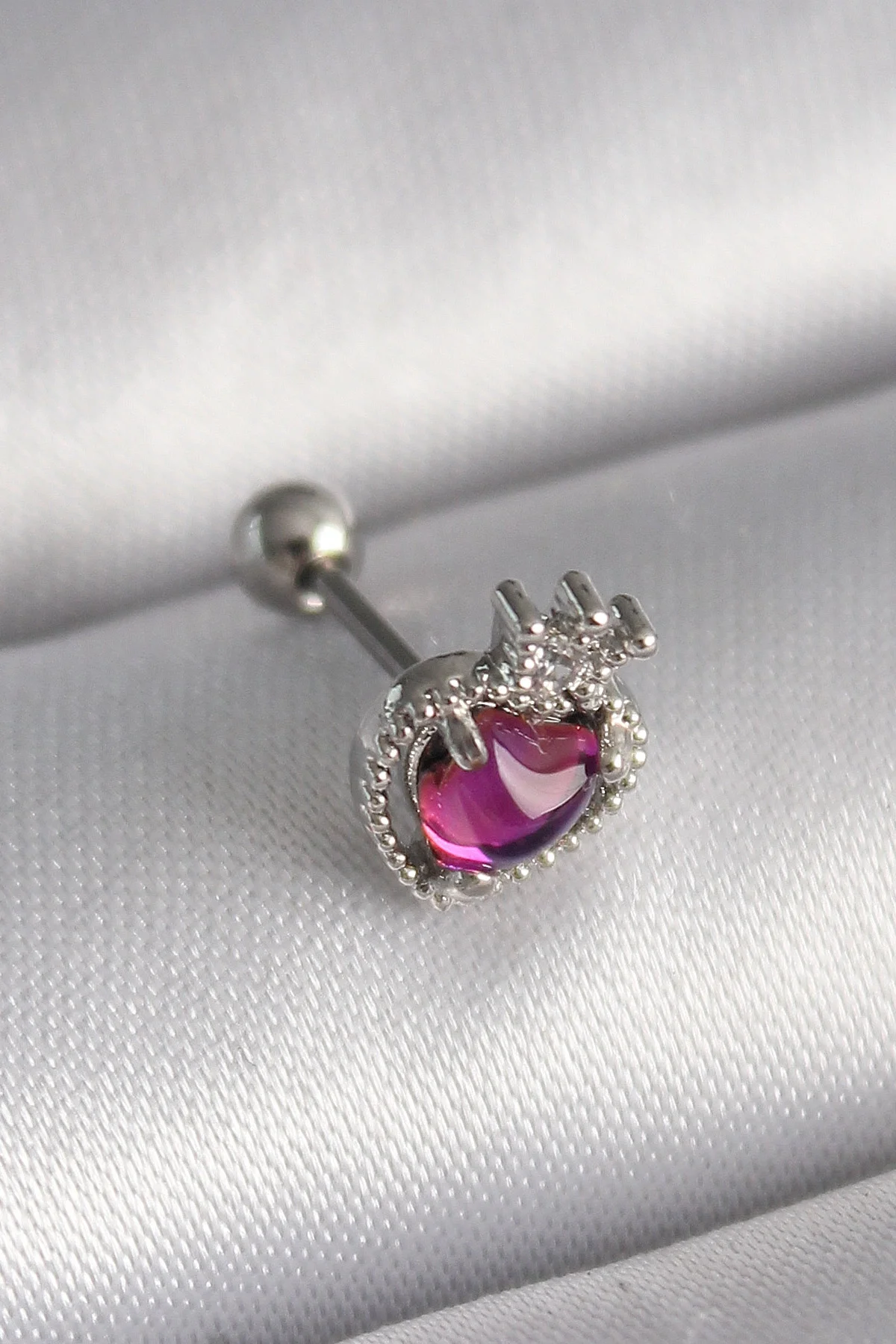 316L Çelik Gümüş Renk Pembe Mineli Kalp Zirkon Taş Detaylı Taç Tragus Piercing Fiyatı, Yorumları ve Özellikleri