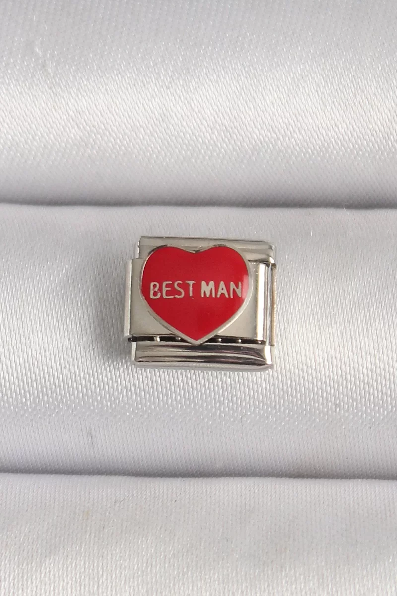 316L Çelik Gümüş Renk 'Best Man' Yazılı Kırmızı Kalp İşlemeli Nom