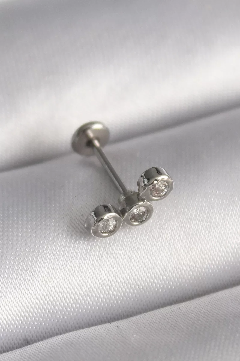 316L Çelik Gümüş Renk Zirkon Taşlı Tragus Piercing - Lisinya