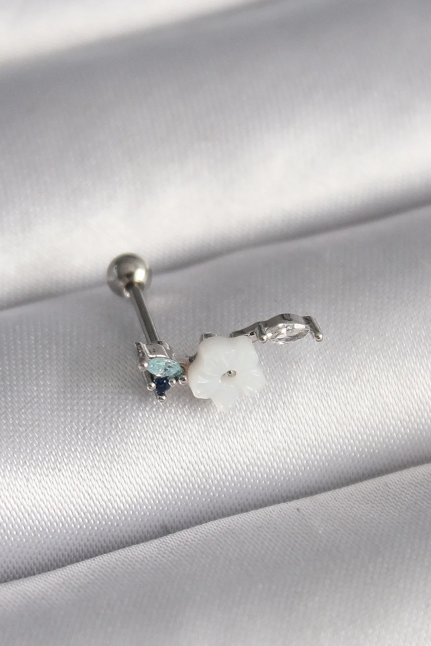 316l Çelik Gümüş Renk Zirkon Taş Detay Beyaz Çiçek Model Tragus Piercing Tj-pr1357 Diğer