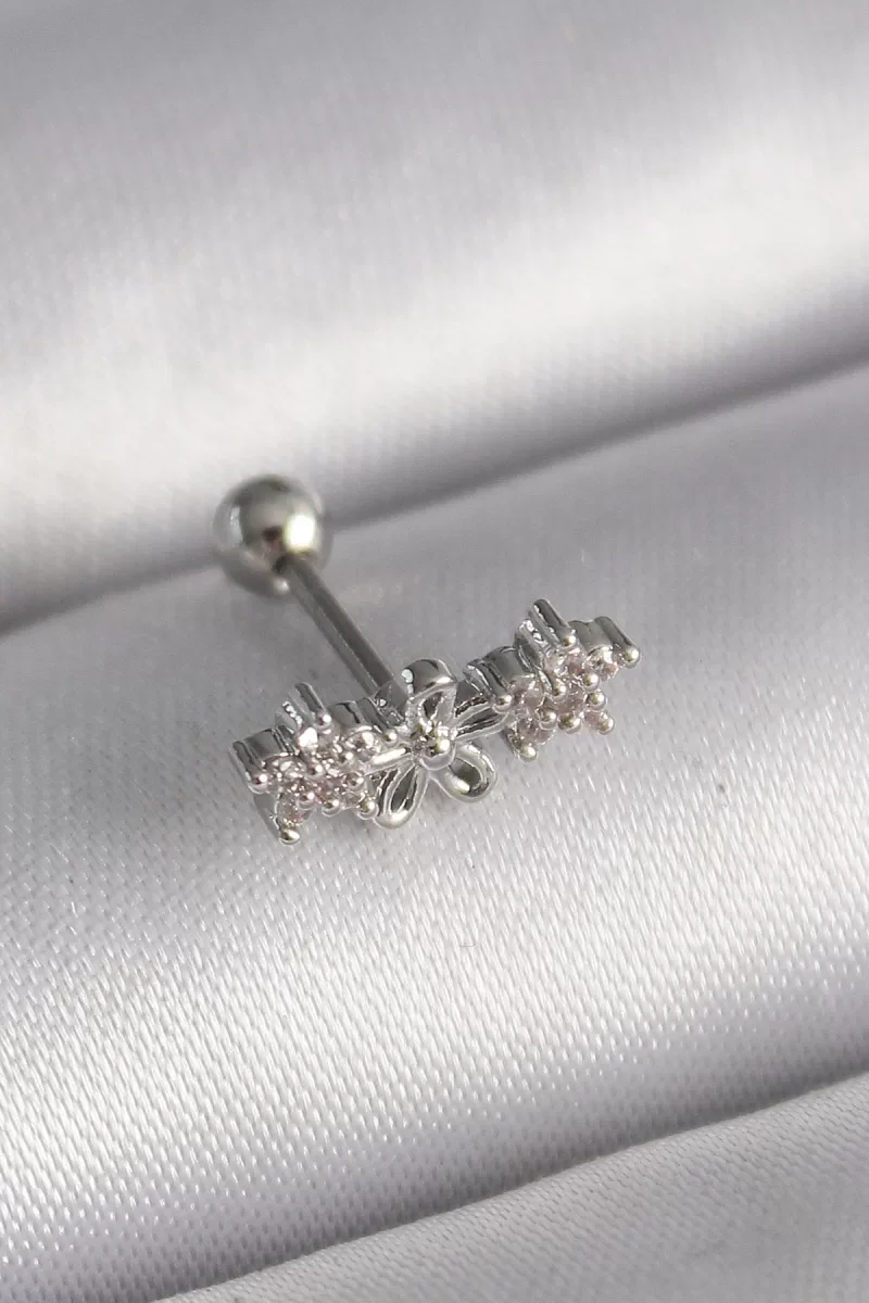 316L Çelik Gümüş Renk Zirkon Taşlı Çiçek Tragus Piercing - Lisinya