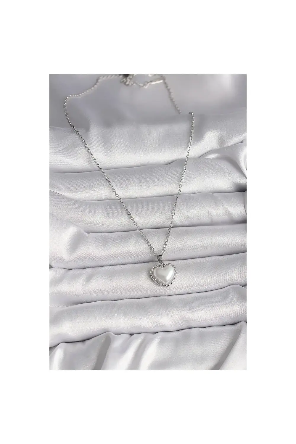 316L Çelik Gümüş Renk Zincir 3D İnci Kalp Model Kadın Kolye