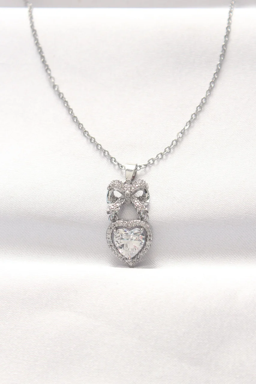 316l Çelik Silver Renk Zirkon Taşlı Kalpli Fiyonk Kolye Tj-bko8519 Diğer
