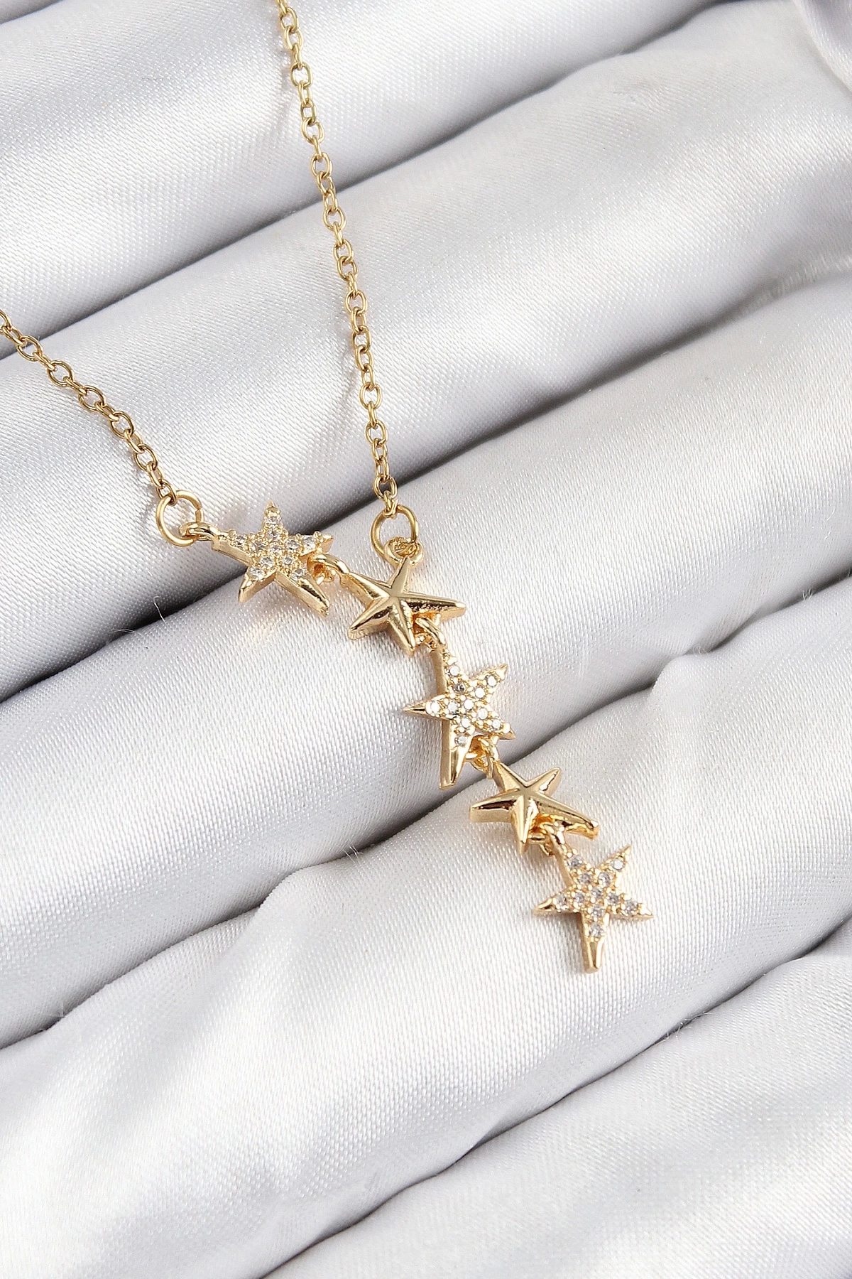 Butik 316L Çelik Yıldız Model Gold Renk Kadın Kolye