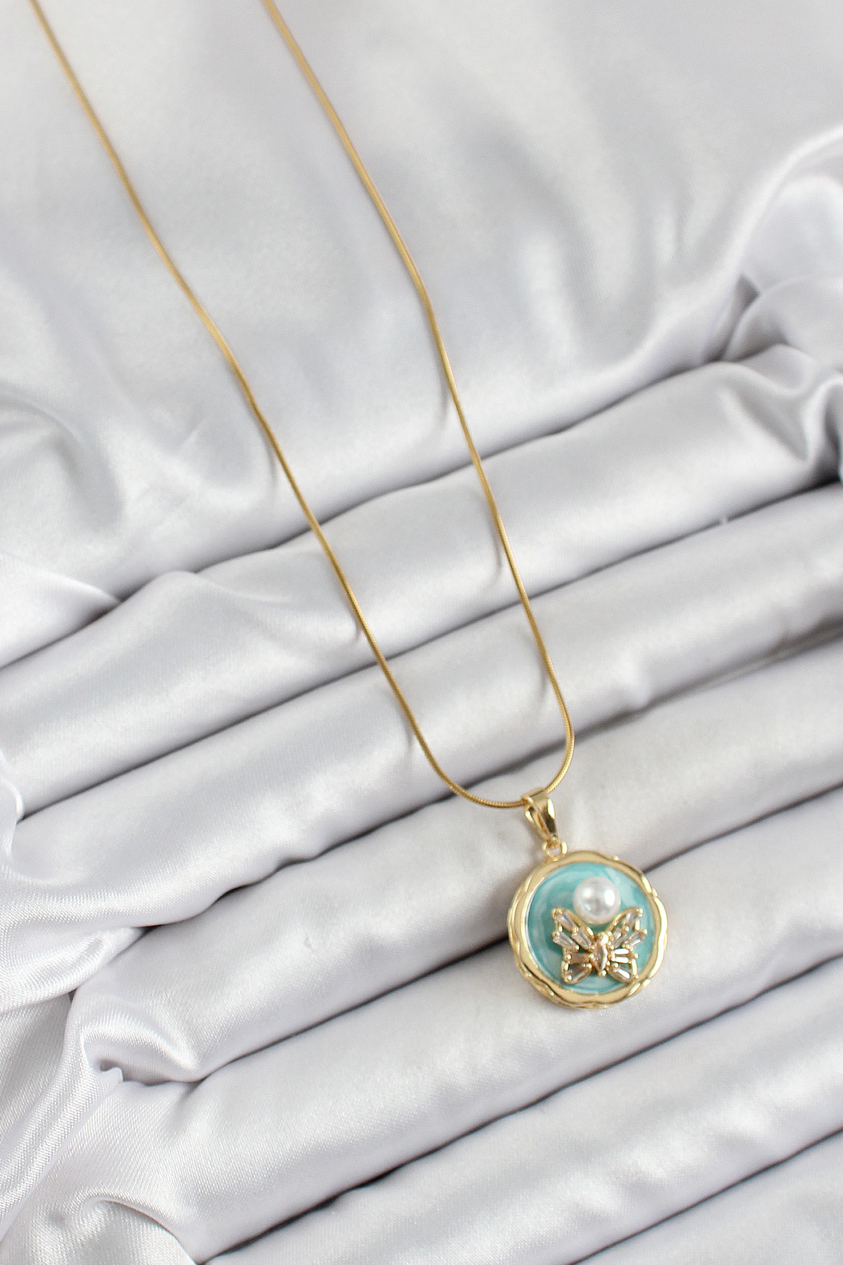 316L Çelik Zincir Zirkon Taşlı Turkuaz Sanatsal Portre İnci Detay