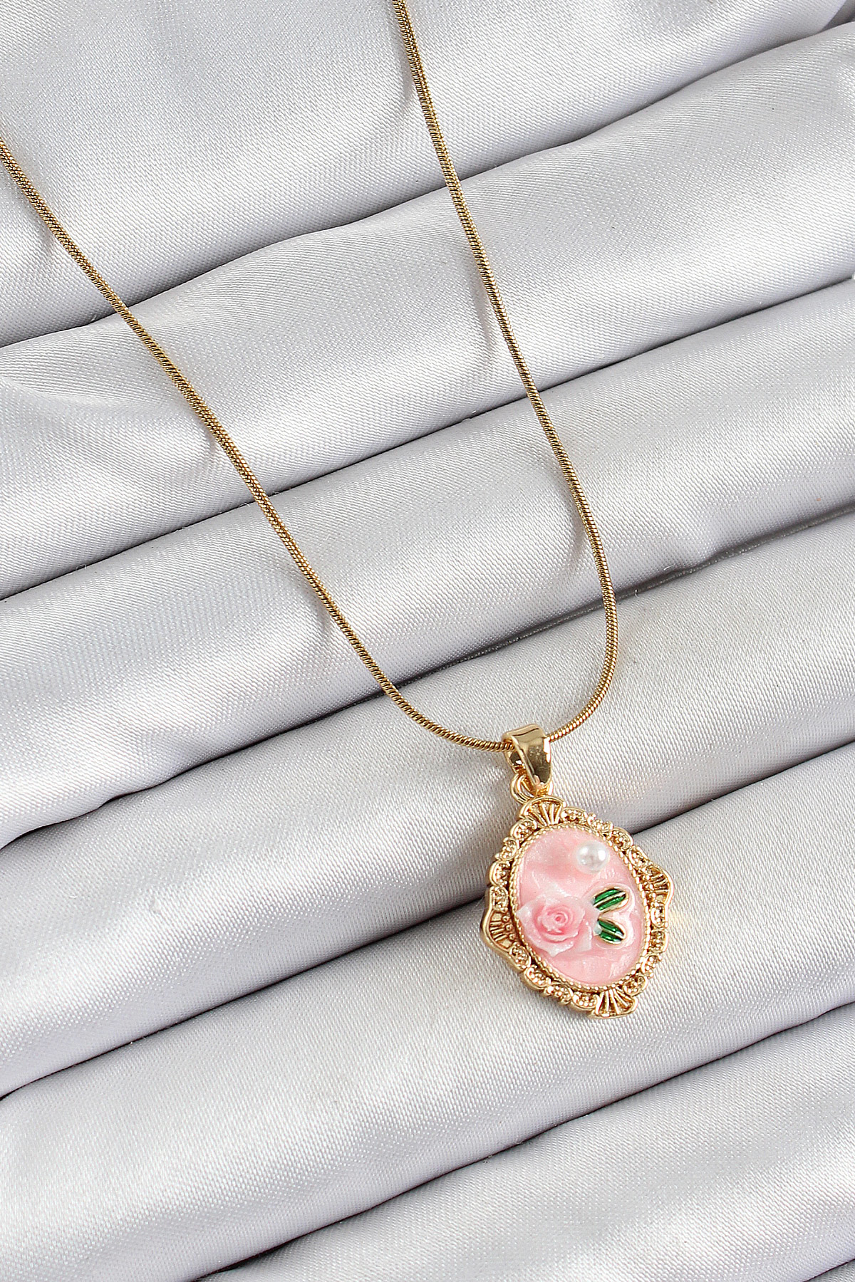 316L Çelik Zincir Pembe Sanatsal Portre İnci Detaylı Gül Figürlü