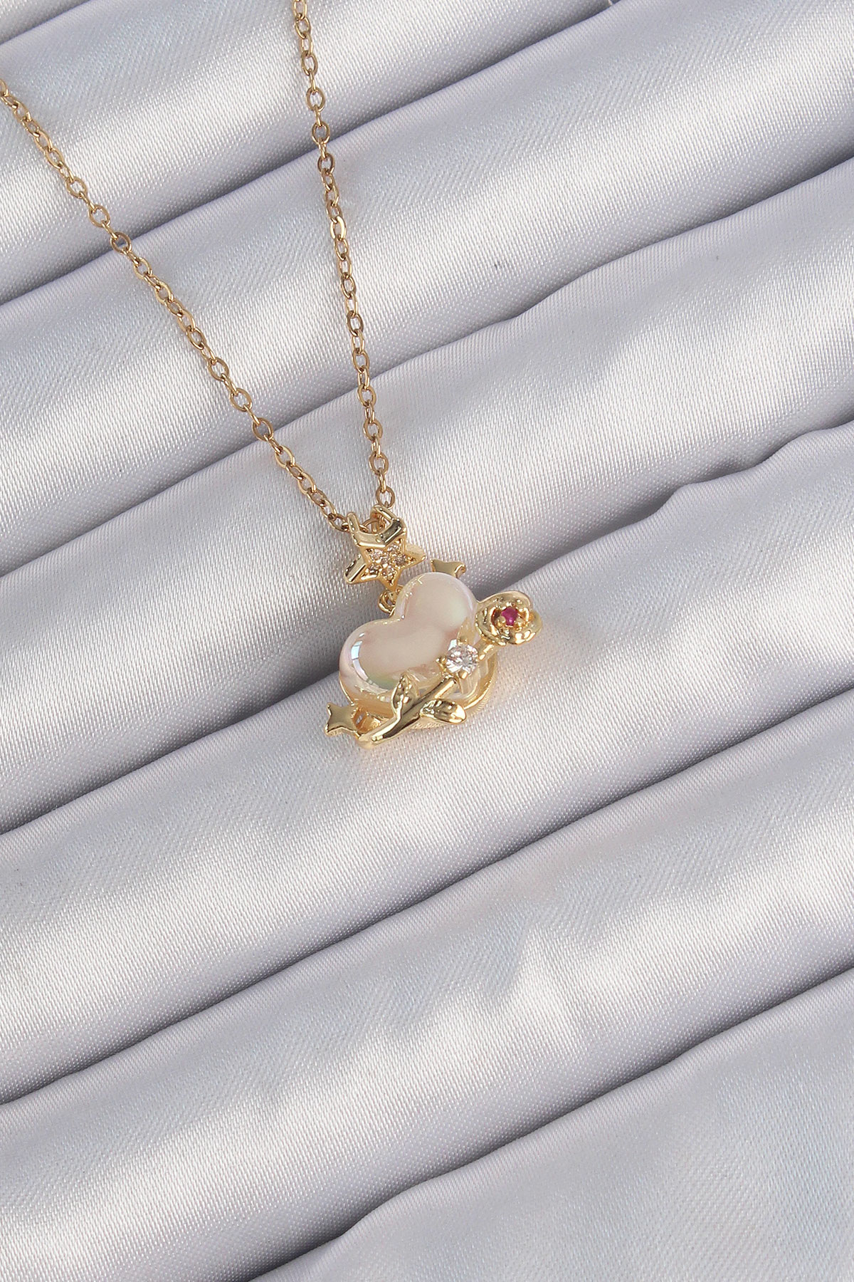 Stillove 316L Çelik Zincir Altın Renk Sedefli Kalp Figür Zirkon Taşlı Geze