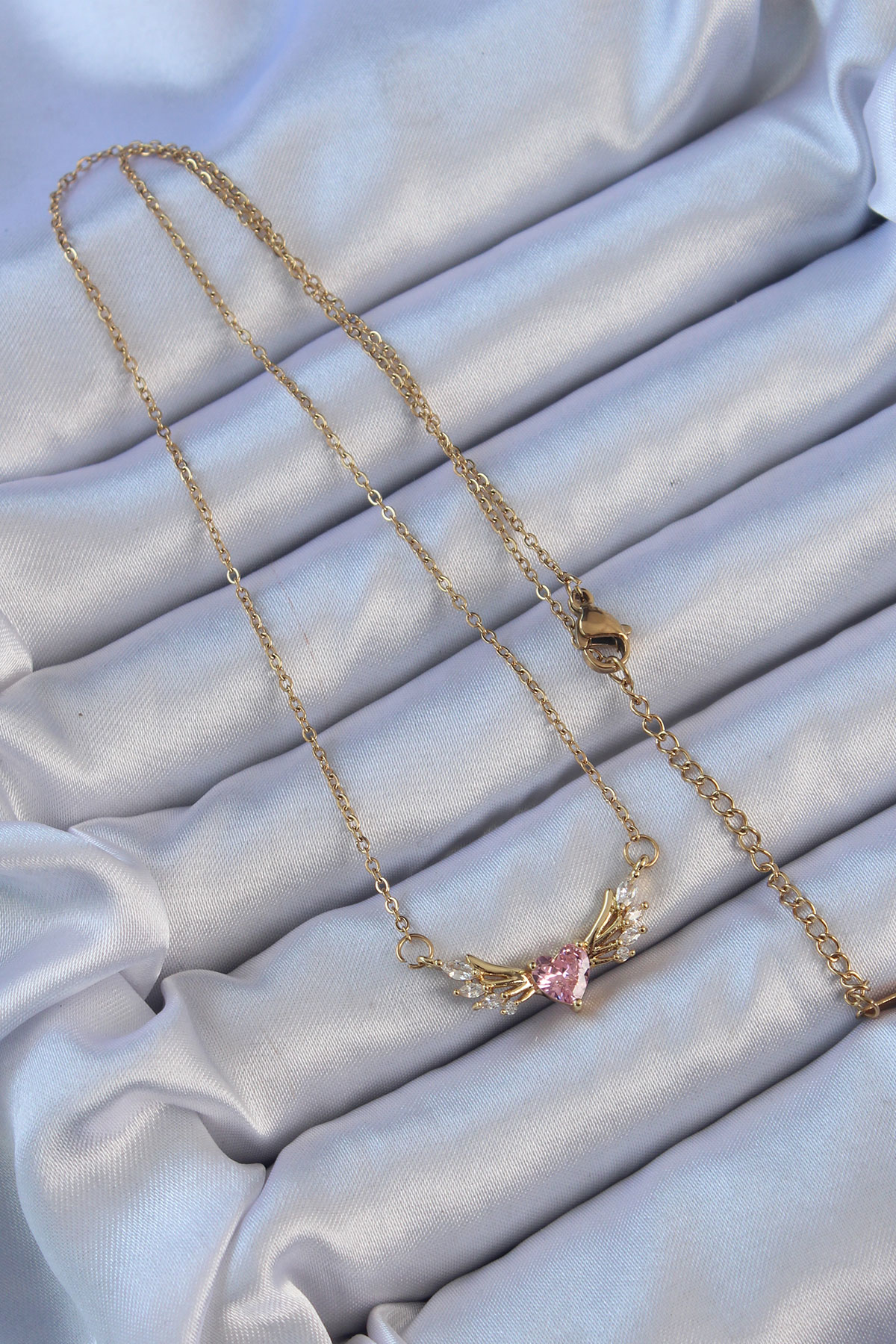 316L Çelik Zincir Altın Renk Kanatlı Pembe Zirkon Taşlı Kalp Koly