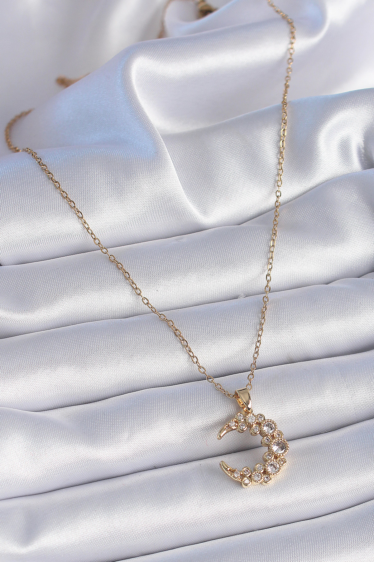 316L Çelik Zincir Gold Renk Zirkon Taşlı Hilal Model Kadın Kolye 