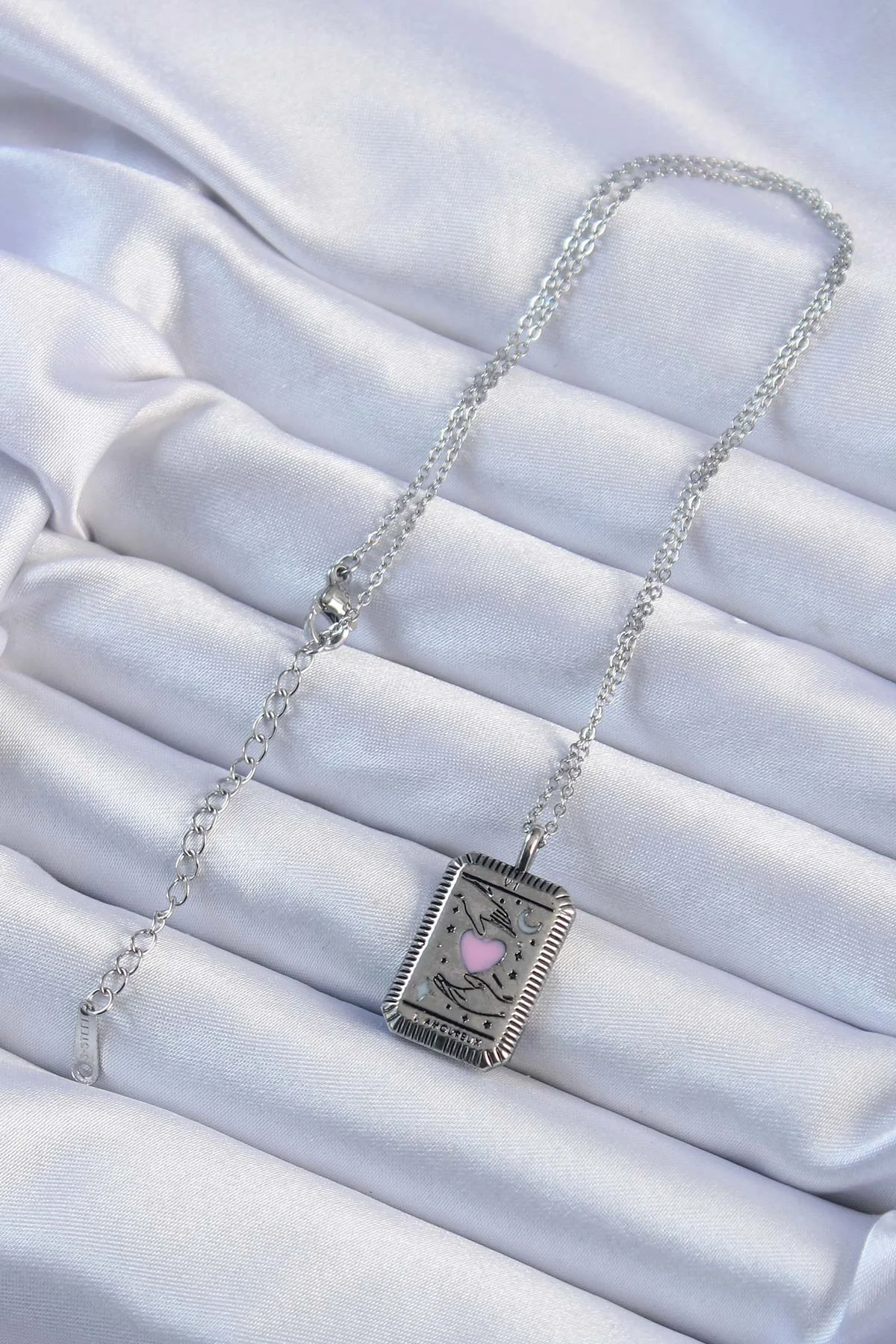 316L Çelik Zincir Eskitme Gümüş Renk Pembe Mineli Kalp Tarot Kolye 5886 - Paslanmaz ve Şık
