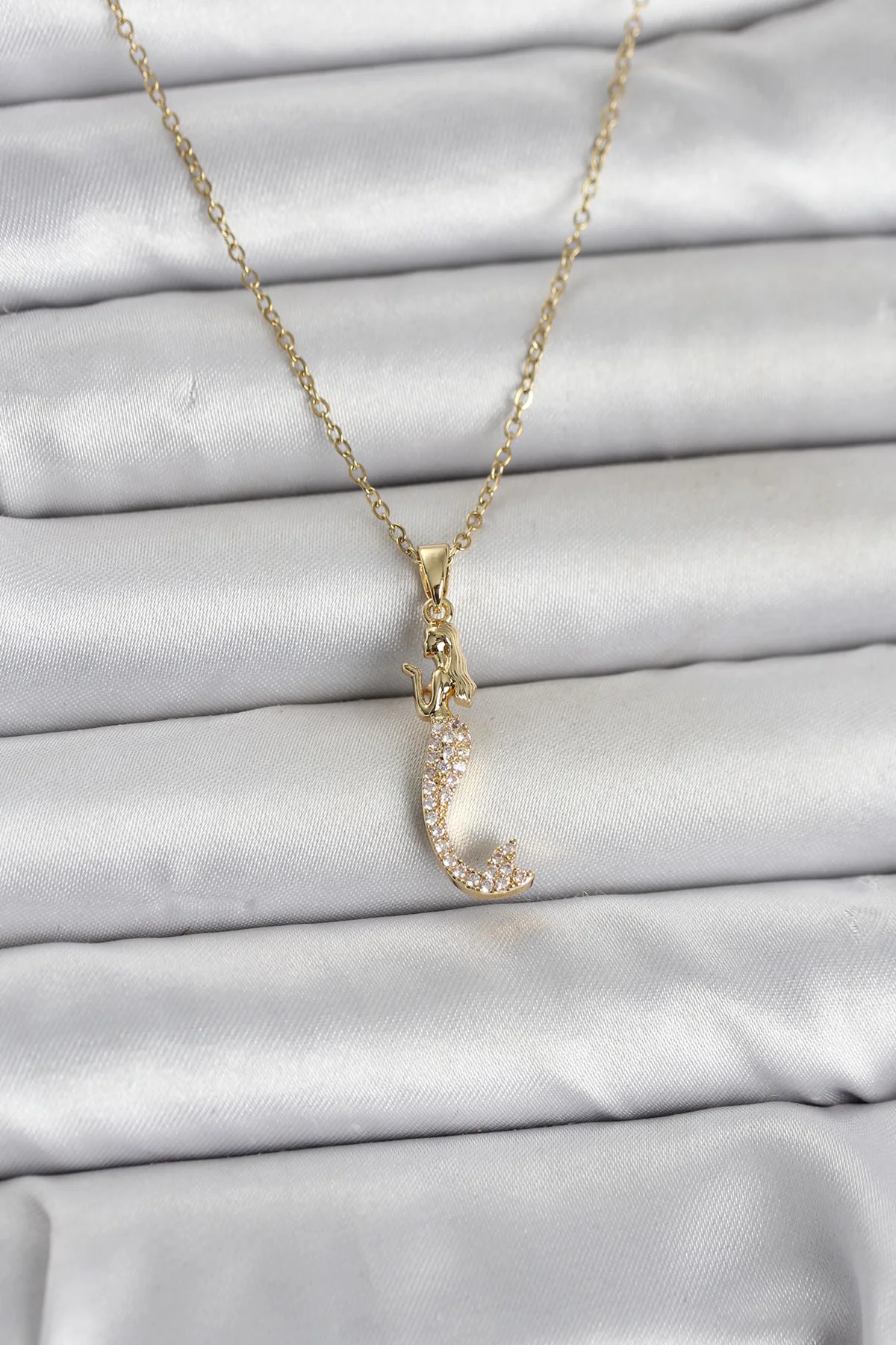 316L Çelik Zincir Gold Renk Zirkon Taşlı Deniz Kızı Model Kadın Kolye - TJ-BKO11024