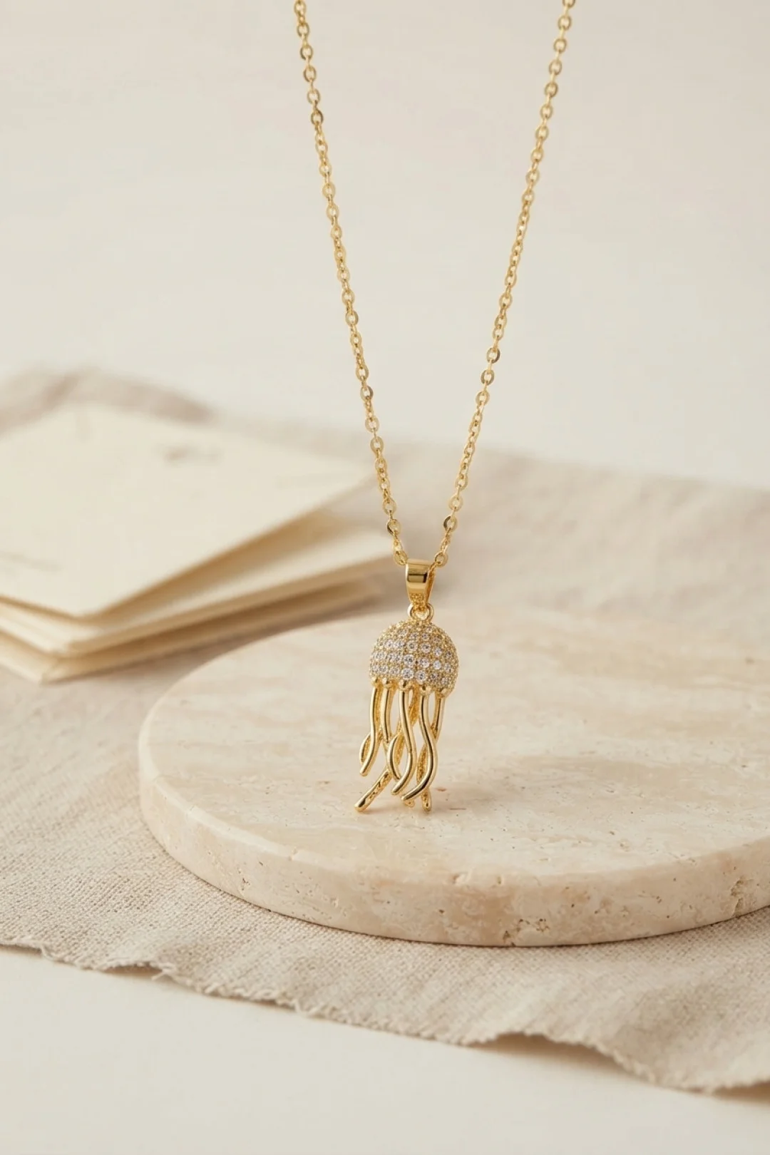 316L Çelik Zincir Gold Renk Zirkon Taşlı Jellyfish Model Kolye TJ-BKO11172 Fiyatı, Yorumları ve Özellikleri