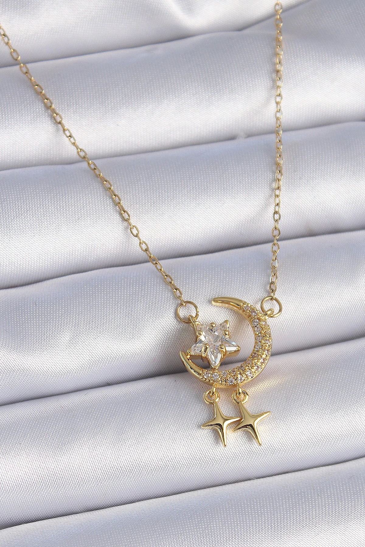 Butik 316L Çelik Zincir Gold Renk Zirkon Taşlı Hilal Model Yıldız Detay