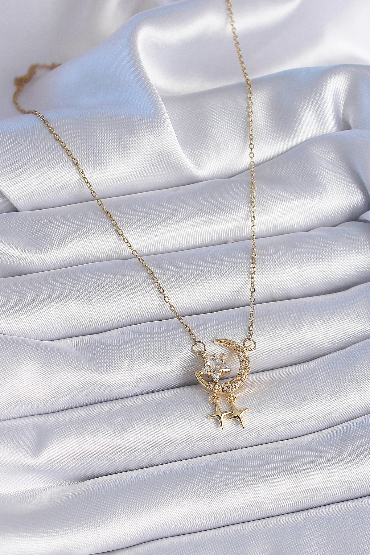 Butik 316L Çelik Zincir Gold Renk Zirkon Taşlı Hilal Model Yıldız Detay