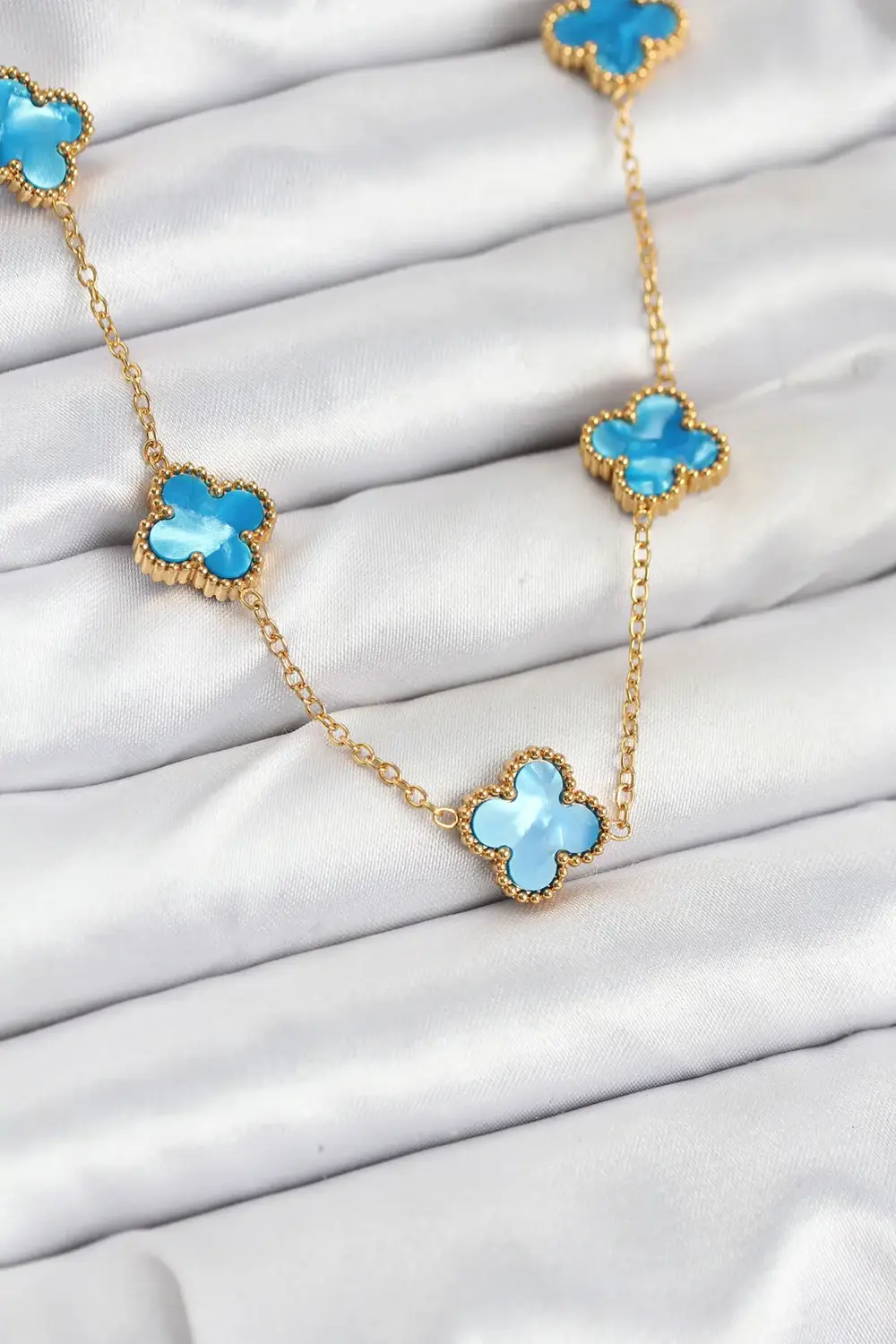 316L Çelik Zincir Gold Buz Mavisi Renk Yonca Kolye - Lisinya