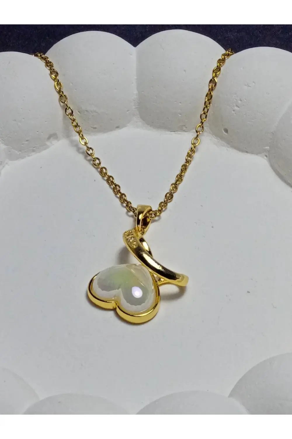 316L Çelik Zincir Gold Renk Zirkon Taşlı Mineli Kalp kolye