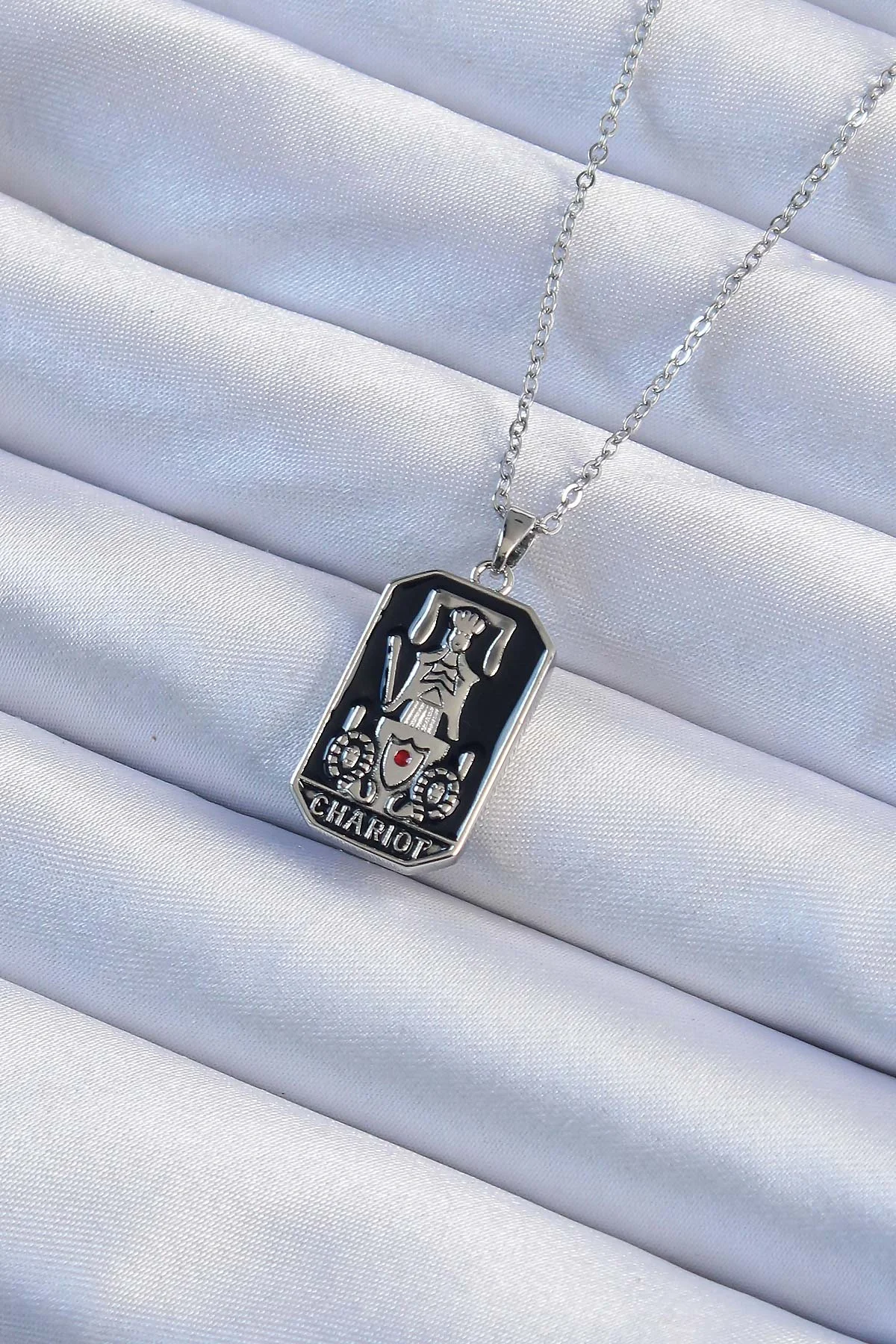 316L Çelik Zincir Gümüş Renk Siyah Mineli Tarot Kolye 5886 - Paslanmaz ve Şık