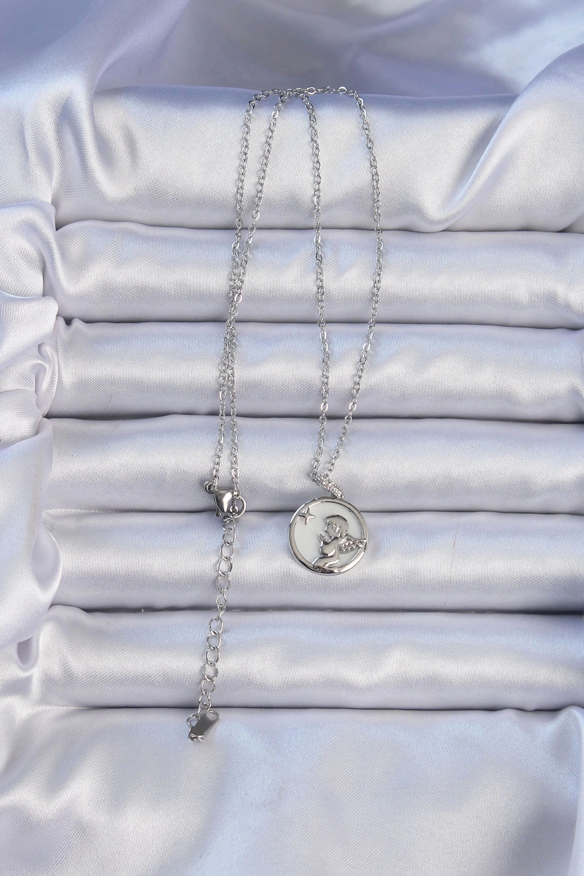 Free & Fearless 316L Çelik Zincir Gümüş Renk Zirkon Taşlı Mineli Melek Kolye