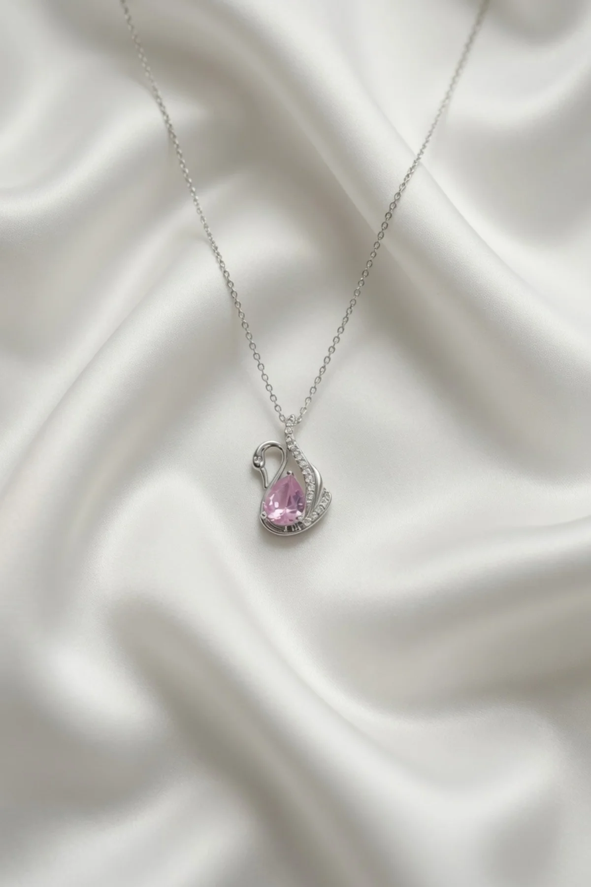 316L Çelik Zincir Pembe Kuğu Model Zirkon Taşlı Kadın Kolye