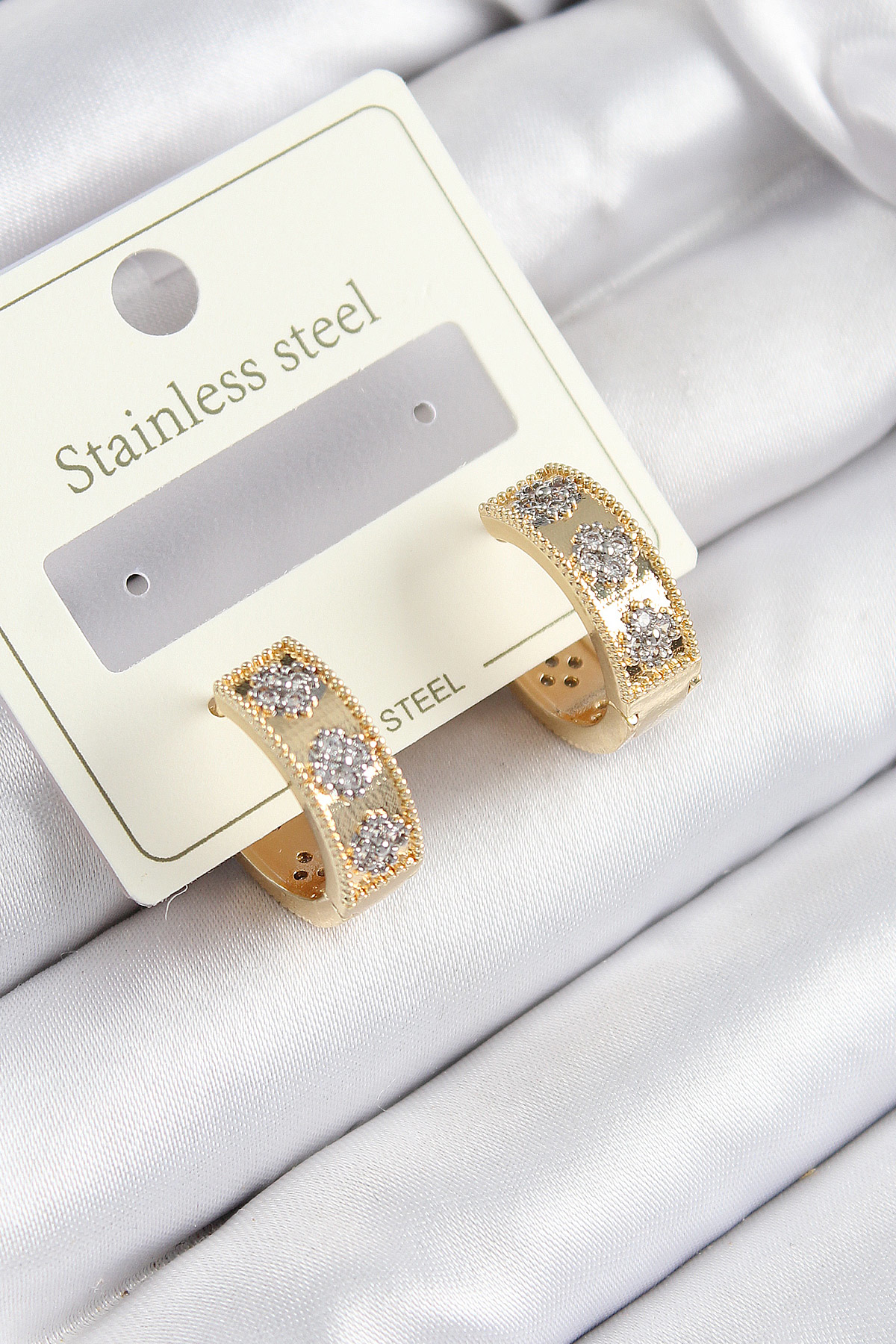 316L Çelik Zirkon Taşlı Halka Model Gold ve Gümüş Renk Kadın Küpe 316L Çelik Zirkon Taşlı Halka Model Gold ve Gümüş Renk Kadın Küpe