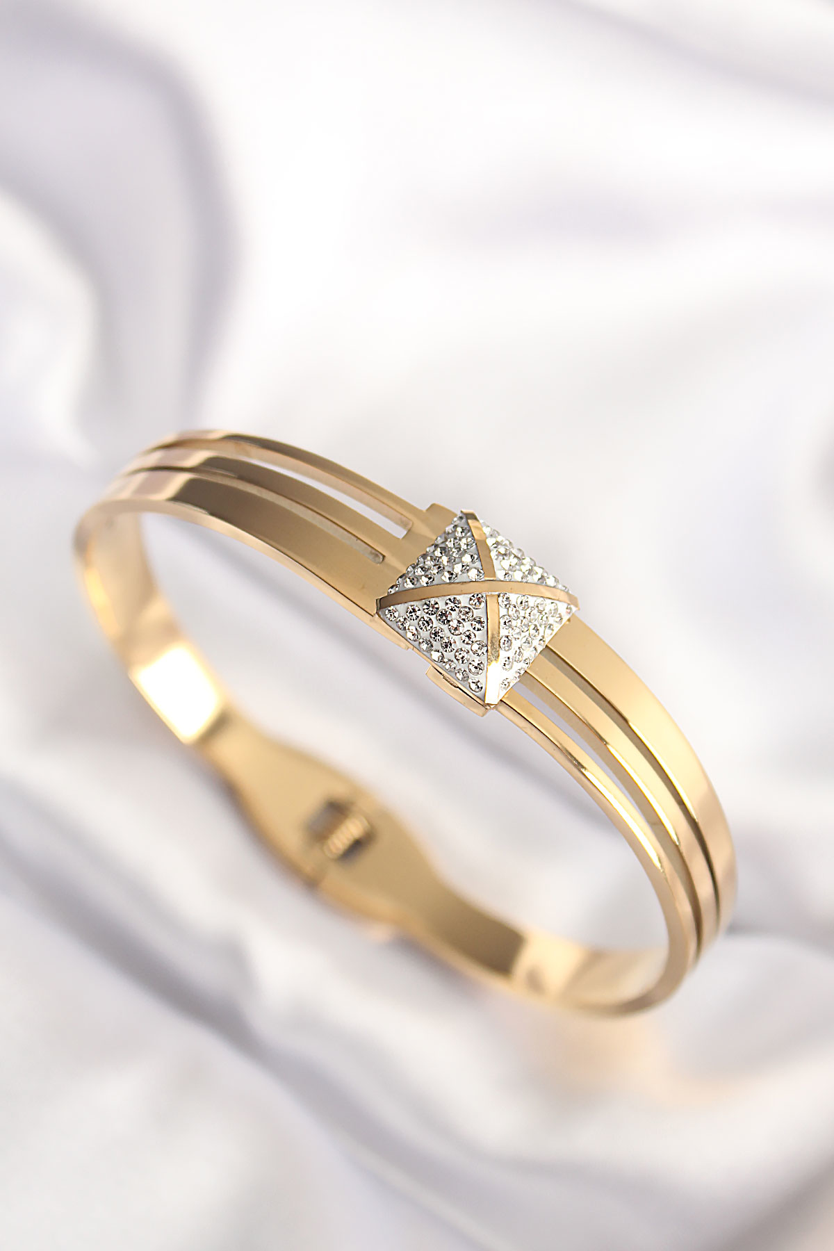316L Çelik Zirkon Taşlı Gold Renk Kadın Kelepçe Bilezik - TJ-BB60