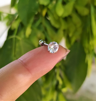 316L CERRAHİ ÇELİK GÜMÜŞ TEK TAŞ TOP UÇLU HELİX TRAGUS KULAK BURU