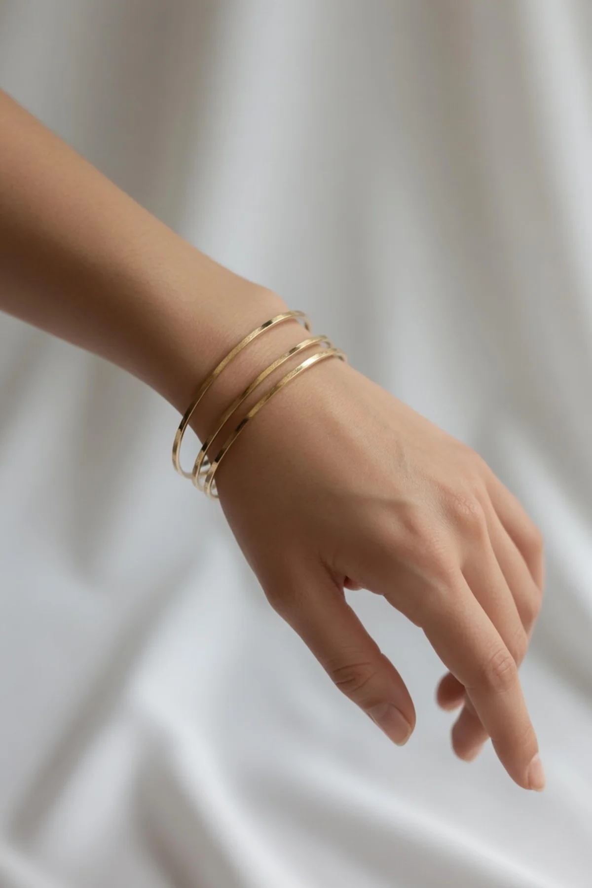 316L Paslanmaz Çelik Gold Renk Ajda Model Kadın 65 mm Bilezik Fiyatı, Yorumları ve Özellikleri