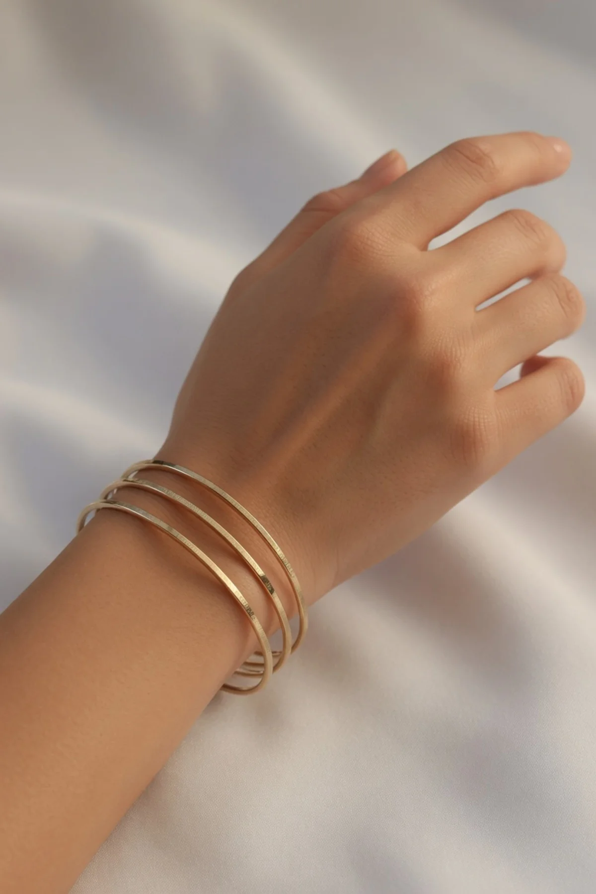 316L Paslanmaz Çelik Gold Renk Ajda Model Kadın 65 mm Bilezik Fiyatı, Yorumları ve Özellikleri