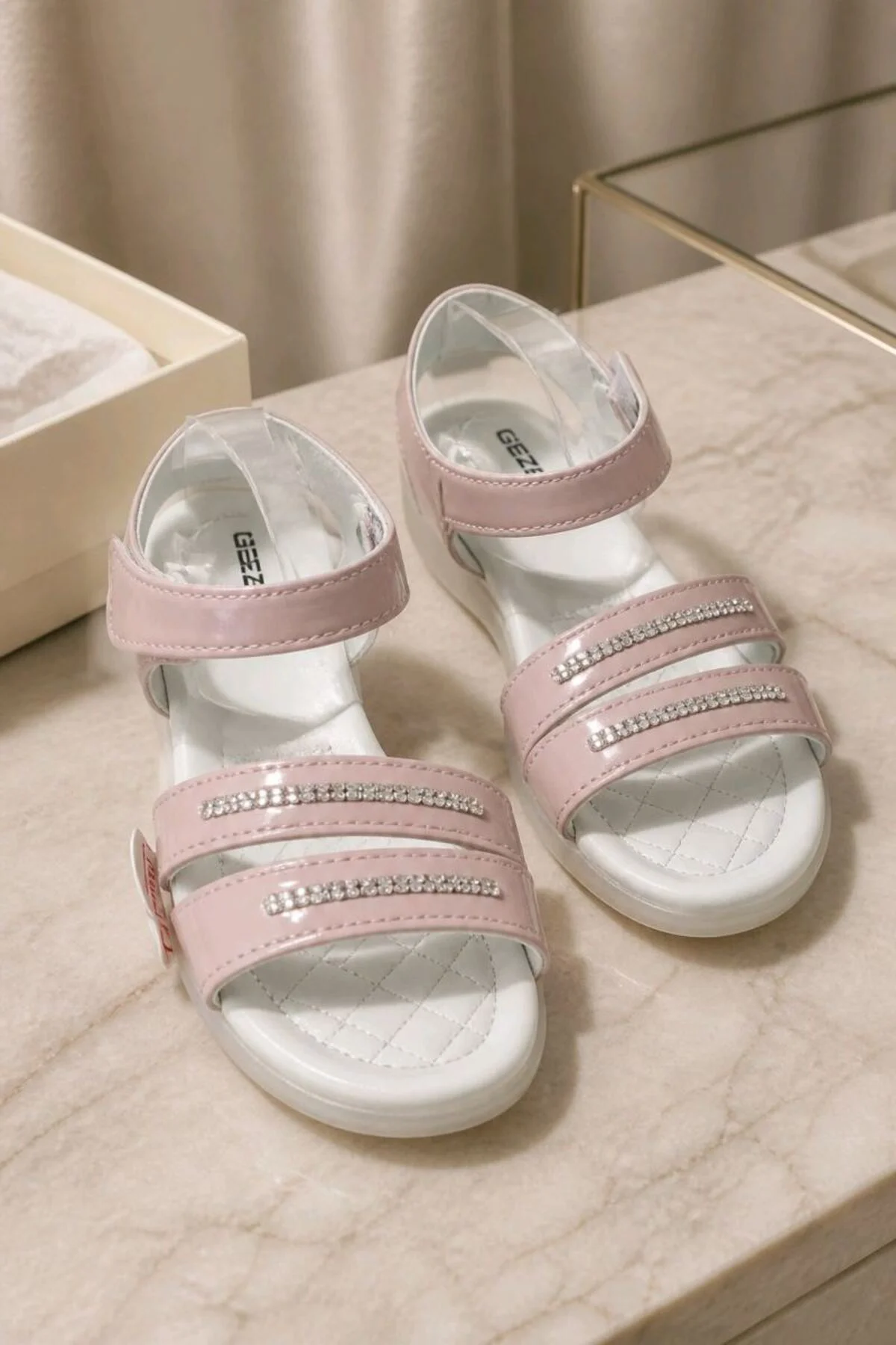 35 Numara Pembe Kız Çocuk Sandalet
