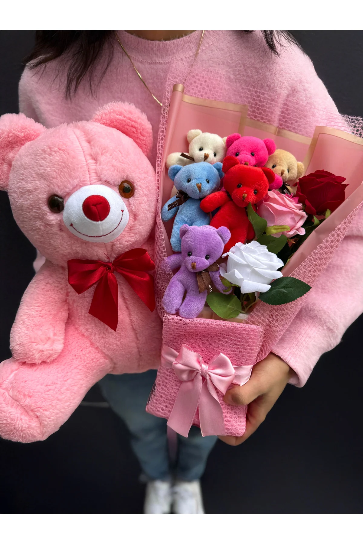 35cm Pembe Ayıcık ve Güllü Renkli Ayıcıklı Peluş Buket Anneye Hed