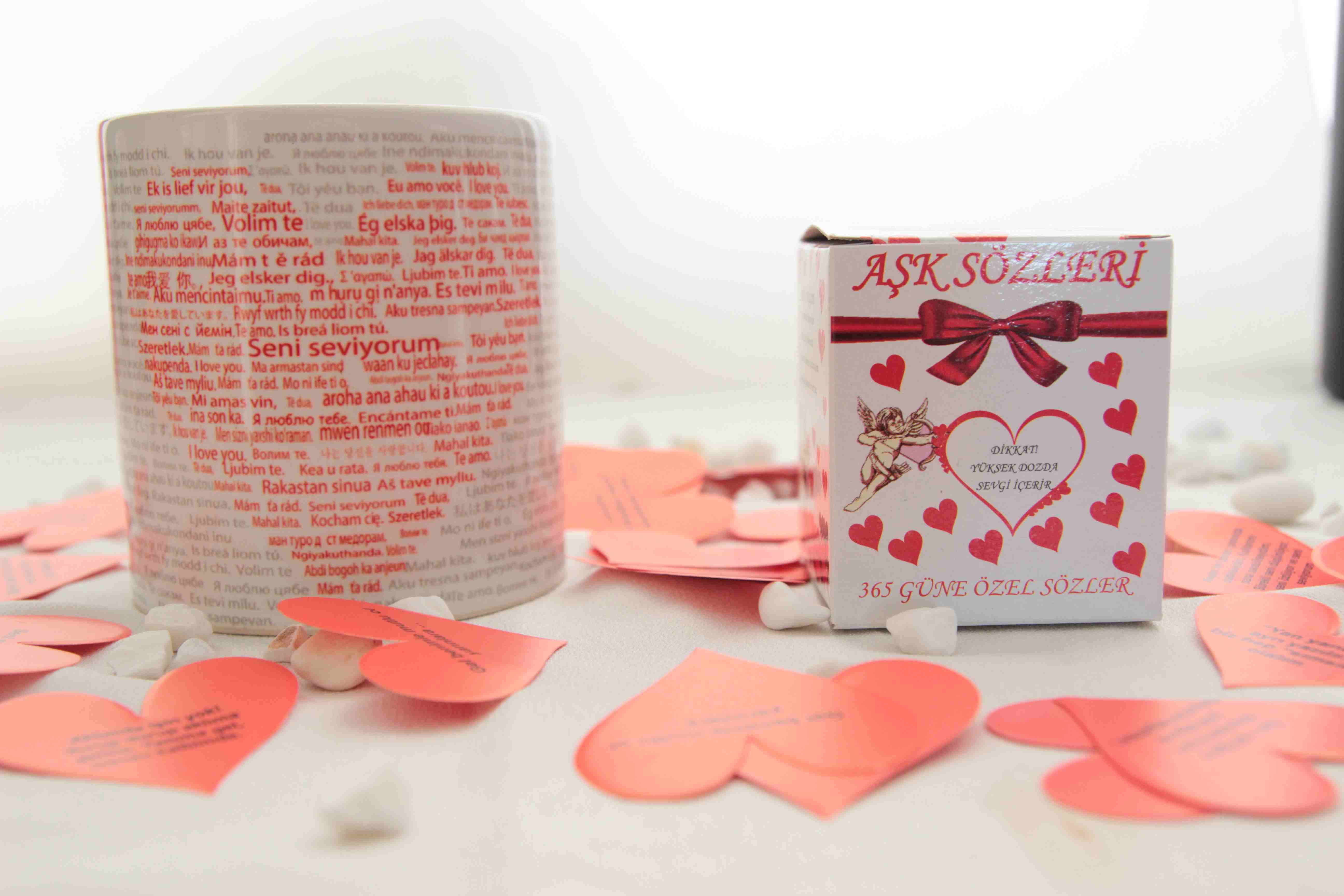 Home 365 Gün Aşk Sözleri Ve 100 Dilde Seni Seviyorum Kupa Bardak Sevgiliye Hediye
