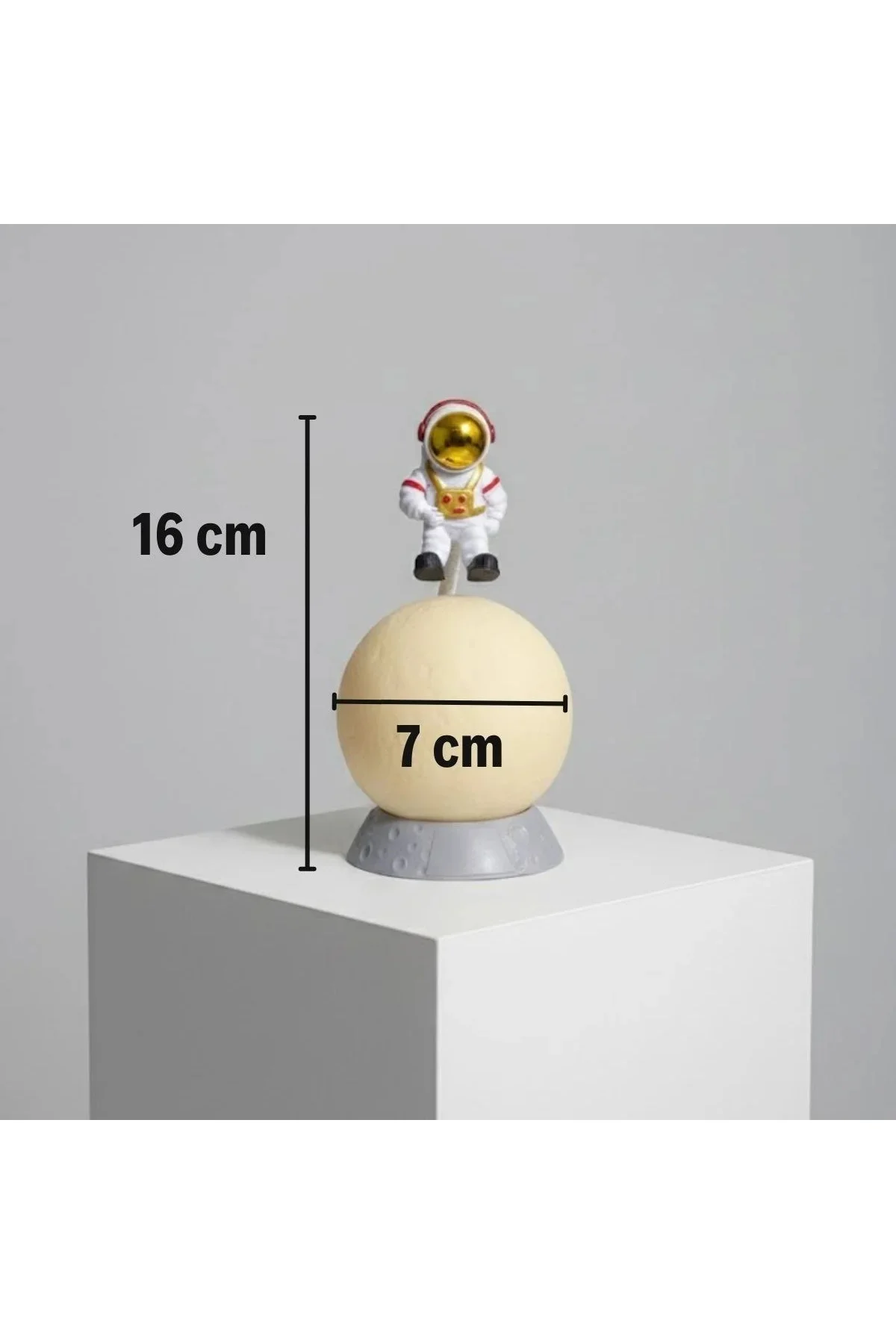 3D Ay Üzerinde Astronot LED Gece Lambası – Dokunmatik 10 Renk Değiştiren Dekoratif Çocuk Odası Masaü