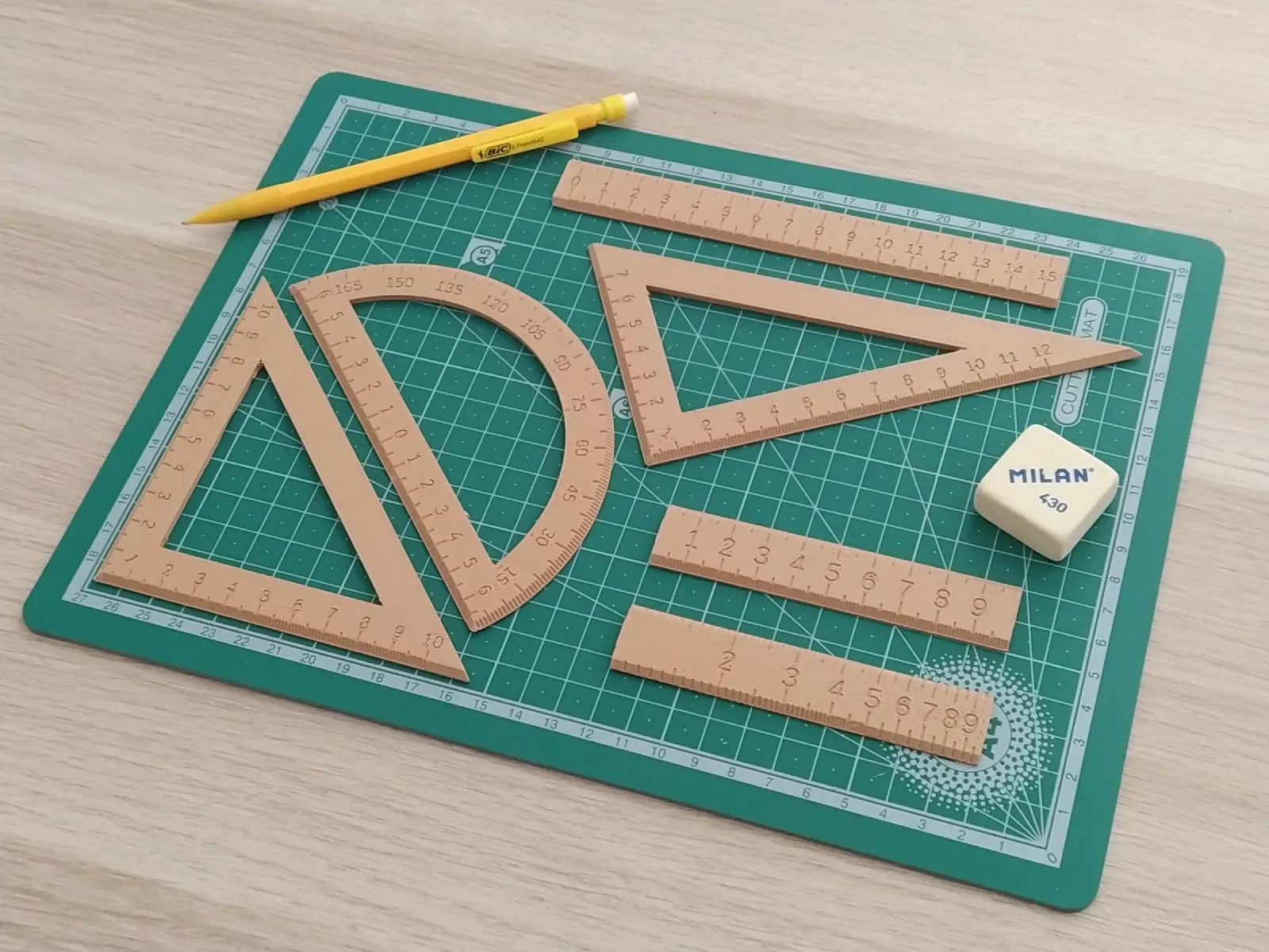 3D Baskı Geometri Cetvel Seti - İletki, Gönye ve Ölçüm Araçları - Bej 3D Baskı Geometri Cetvel Seti - İletki, Gönye ve Ölçüm Araçları - Bej