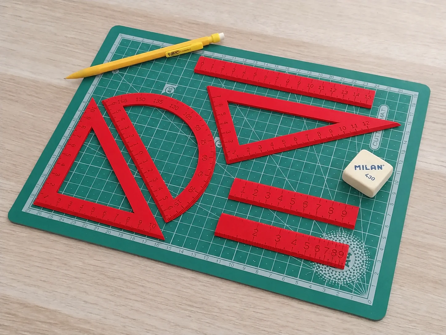 3D Baskı Geometri Cetvel Seti - İletki, Gönye ve Ölçüm Araçları - Kırmızı 3D Baskı Geometri Cetvel Seti - İletki, Gönye ve Ölçüm Araçları - Kırmızı