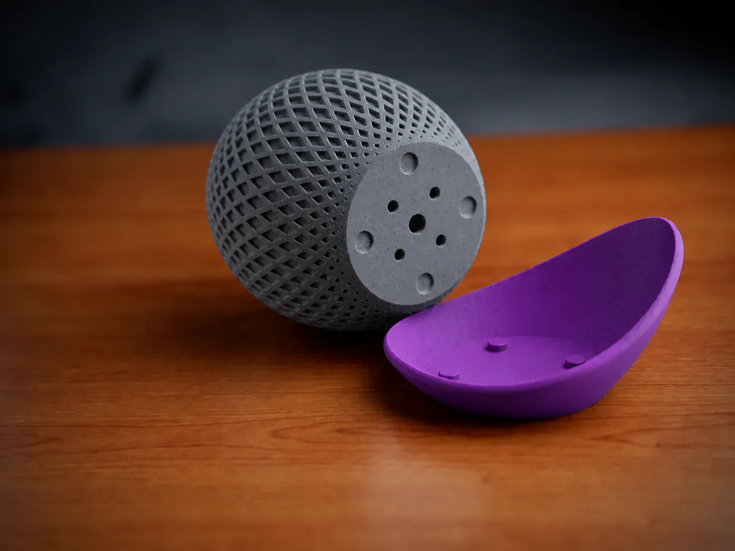 3D Baskı Küre Saksı - Kafes Dokulu İki Parçalı Dekoratif Saksı - Gri-Mor 3D Baskı Küre Saksı - Kafes Dokulu İki Parçalı Dekoratif Saksı - Gri-Mor