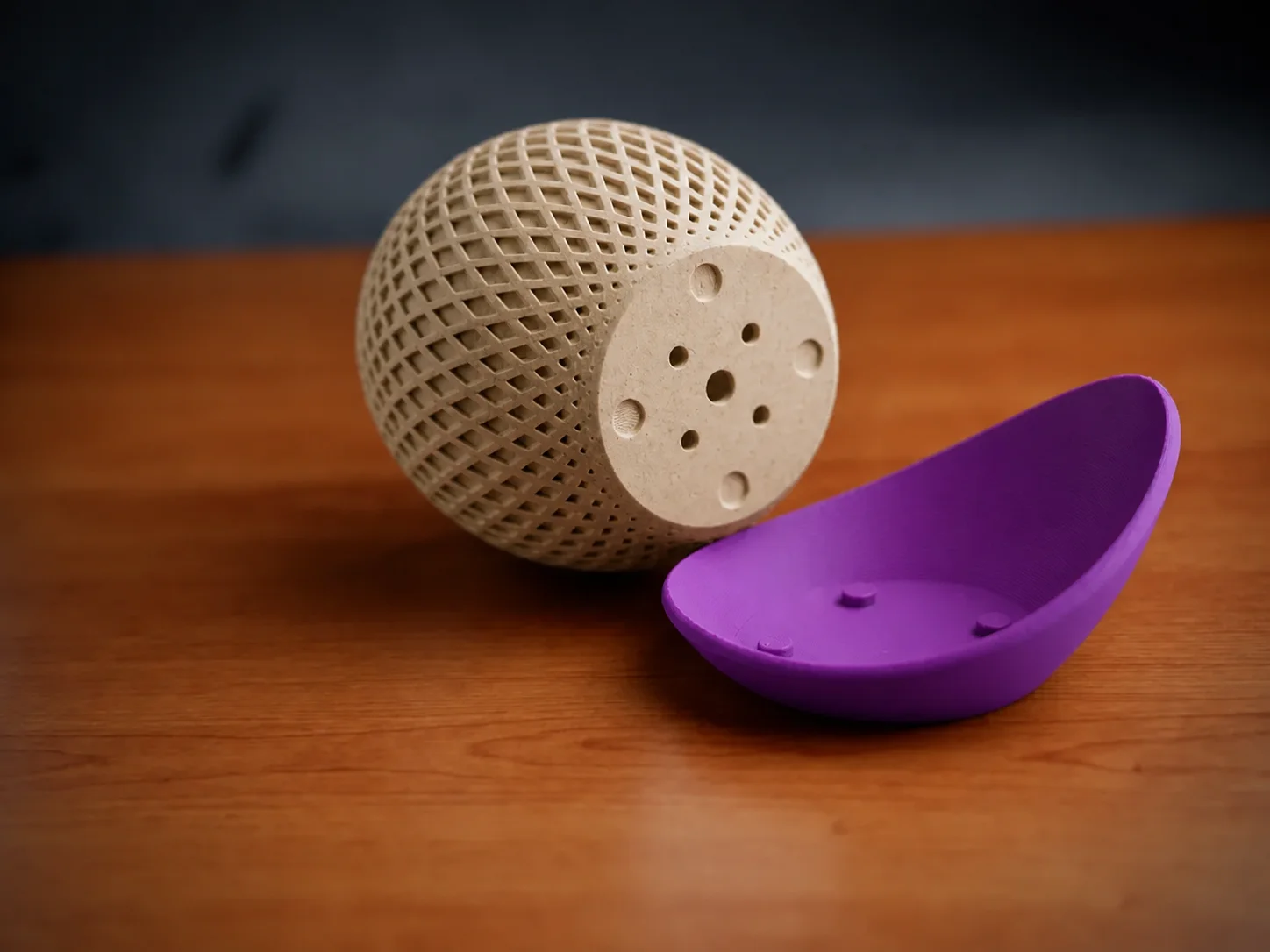 3D Baskı Küre Saksı - Kafes Dokulu İki Parçalı Dekoratif Saksı - Bej-Mor 3D Baskı Küre Saksı - Kafes Dokulu İki Parçalı Dekoratif Saksı - Bej-Mor
