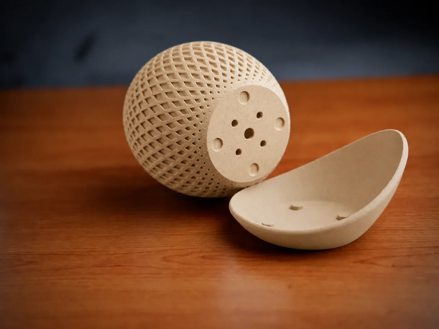 3D Baskı Küre Saksı - Kafes Dokulu İki Parçalı Dekoratif Saksı - Bej-Bej 3D Baskı Küre Saksı - Kafes Dokulu İki Parçalı Dekoratif Saksı - Bej-Bej