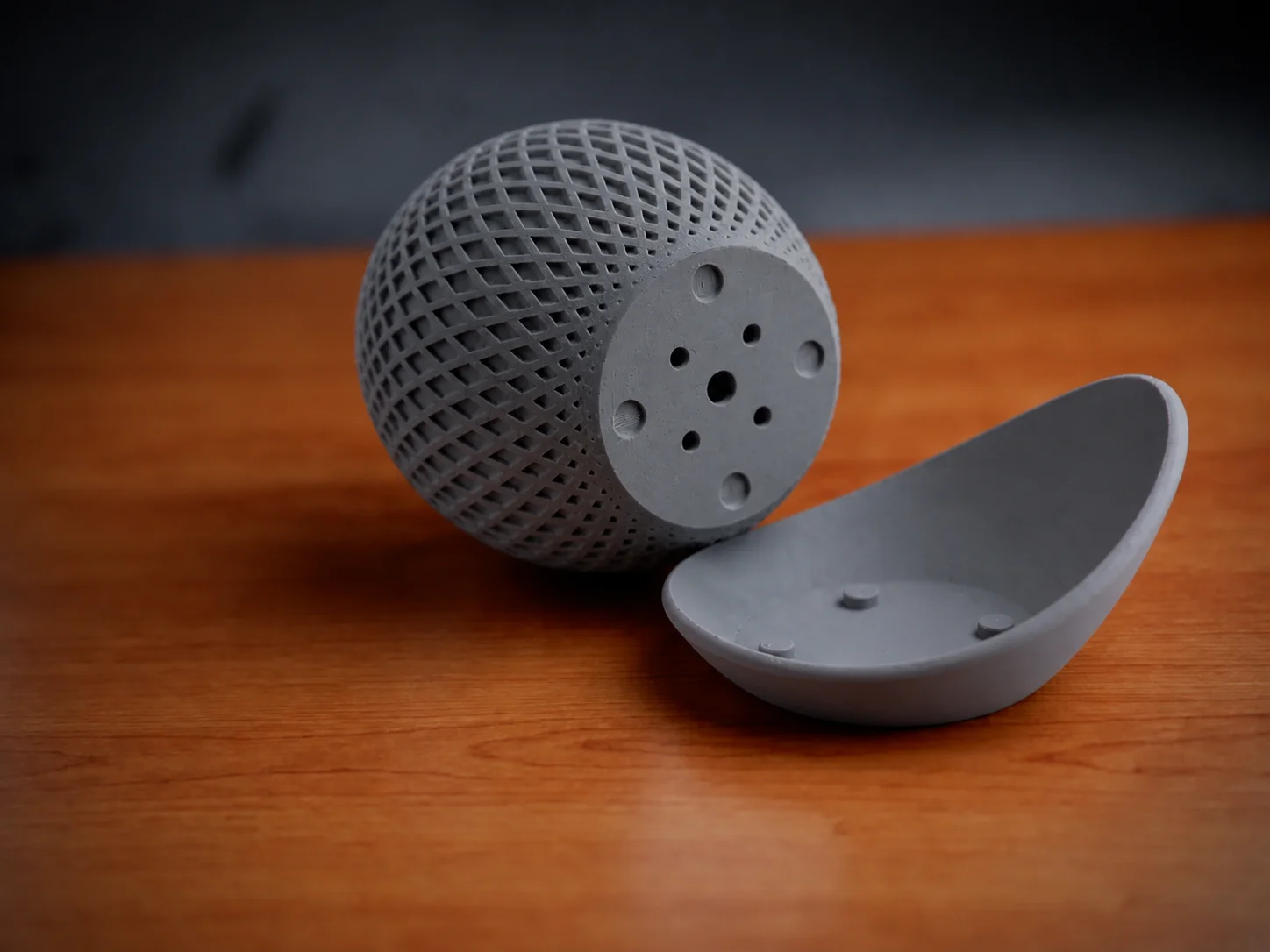 3D Baskı Küre Saksı - Kafes Dokulu İki Parçalı Dekoratif Saksı - Gri-Gri