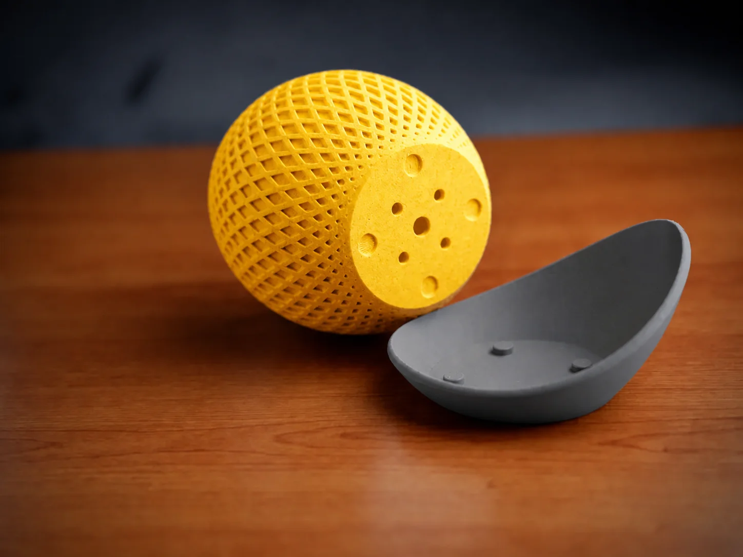 3D Baskı Küre Saksı - Kafes Dokulu İki Parçalı Dekoratif Saksı - Sarı-Gri