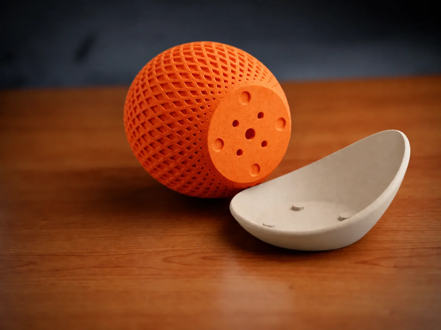 3D Baskı Küre Saksı - Kafes Dokulu İki Parçalı Dekoratif Saksı - Turuncu-Bej 3D Baskı Küre Saksı - Kafes Dokulu İki Parçalı Dekoratif Saksı - Turuncu-Bej