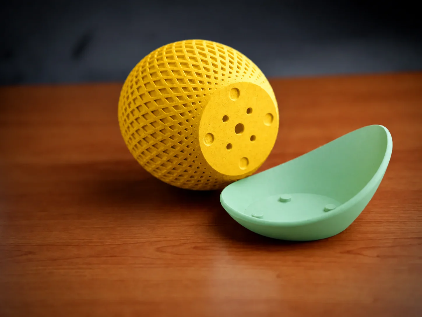 3D Baskı Küre Saksı - Kafes Dokulu İki Parçalı Dekoratif Saksı - Sarı-Mint