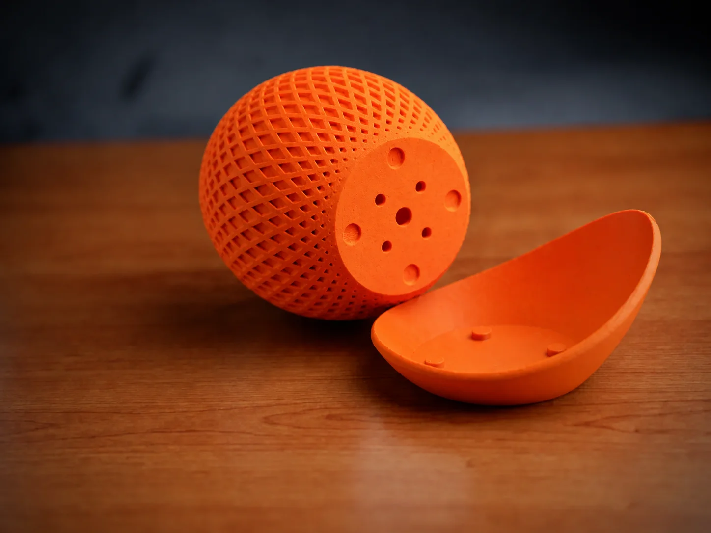 3D Baskı Küre Saksı - Kafes Dokulu İki Parçalı Dekoratif Saksı - Turuncu-Turuncu 3D Baskı Küre Saksı - Kafes Dokulu İki Parçalı Dekoratif Saksı - Turuncu-Turuncu