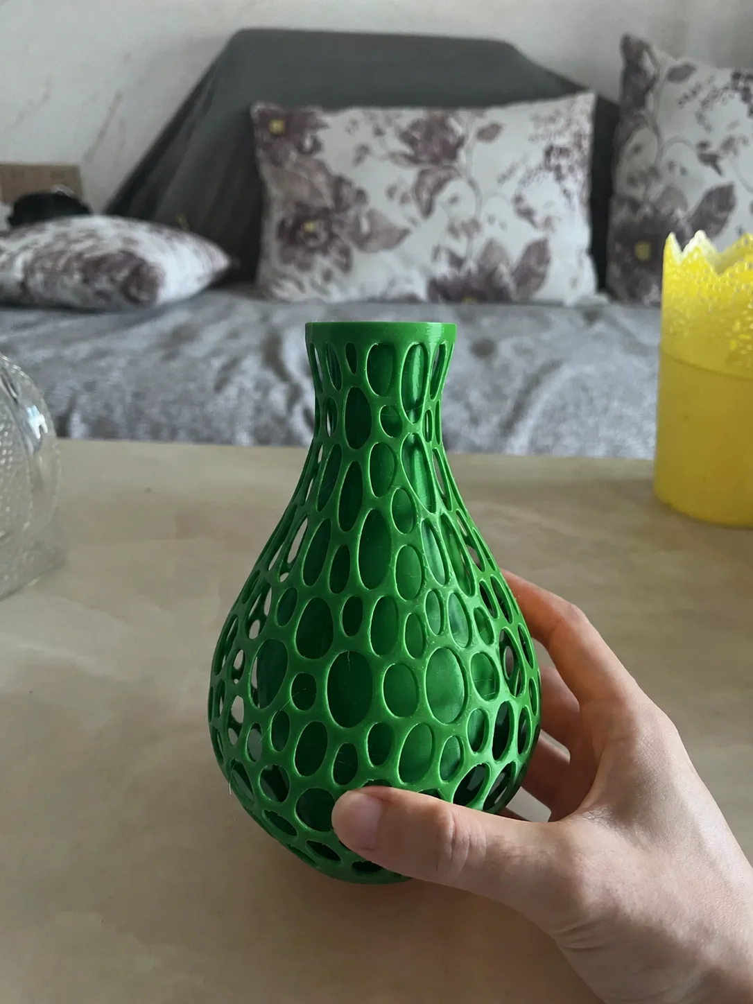 3D Baskı Petek Dokulu Vazo - Delikli Dekoratif Vazo-Yeşil 3D Baskı Petek Dokulu Vazo - Delikli Dekoratif Vazo-Yeşil