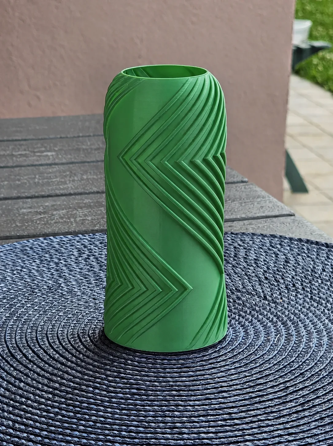 3D Baskı Vector Vazo - Geometrik Çizgili Dekoratif Vazo-Yeşil 3D Baskı Vector Vazo - Geometrik Çizgili Dekoratif Vazo-Yeşil