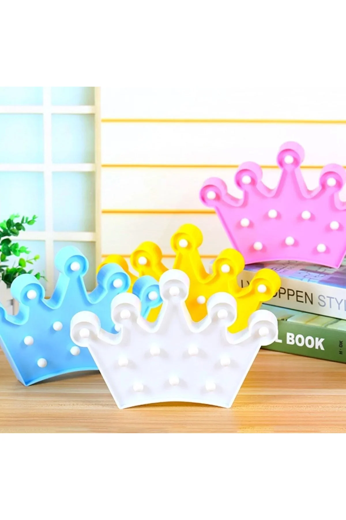 3D Dekoratif Pilli Kraliçe Tacı Model Led Masa ve Gece Lambası