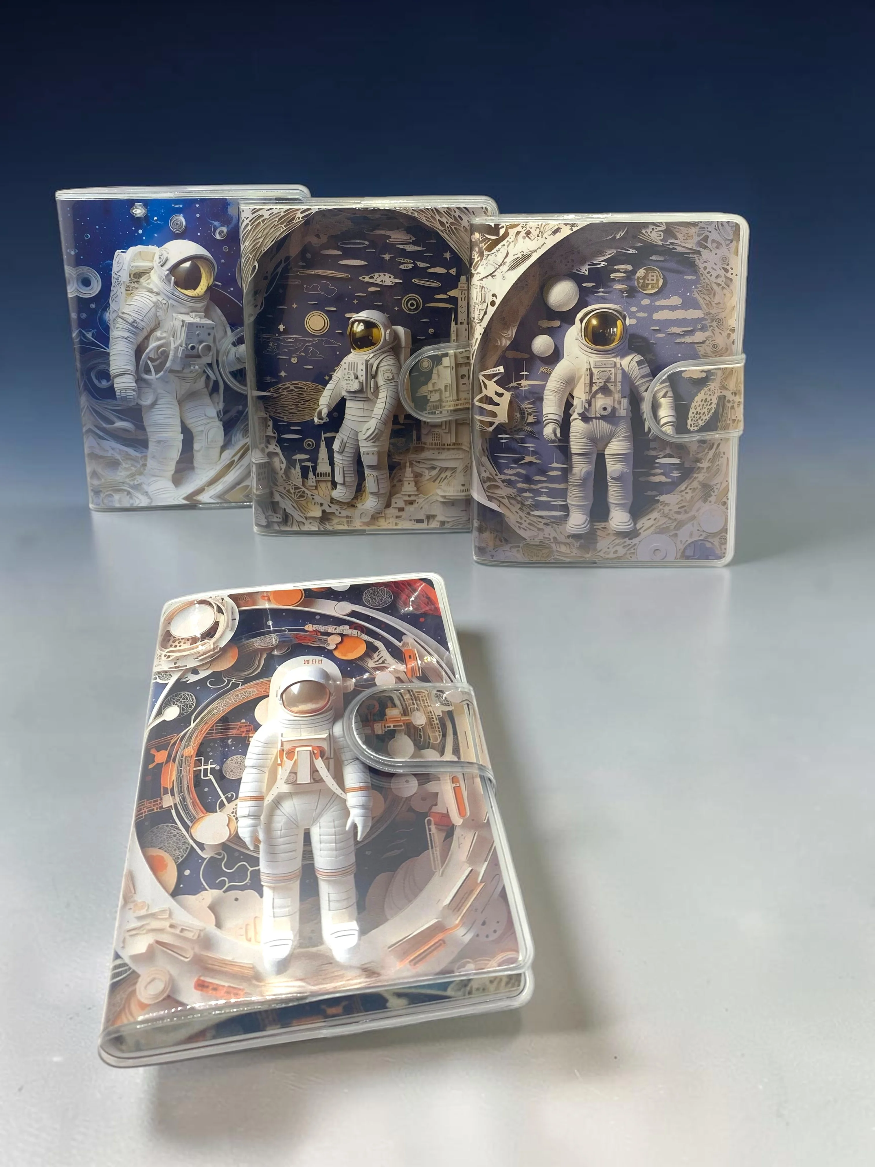 3D Görünümlü Astronot A7 Not Defteri , Çıt Çıtlı Cep Defteri - Tu