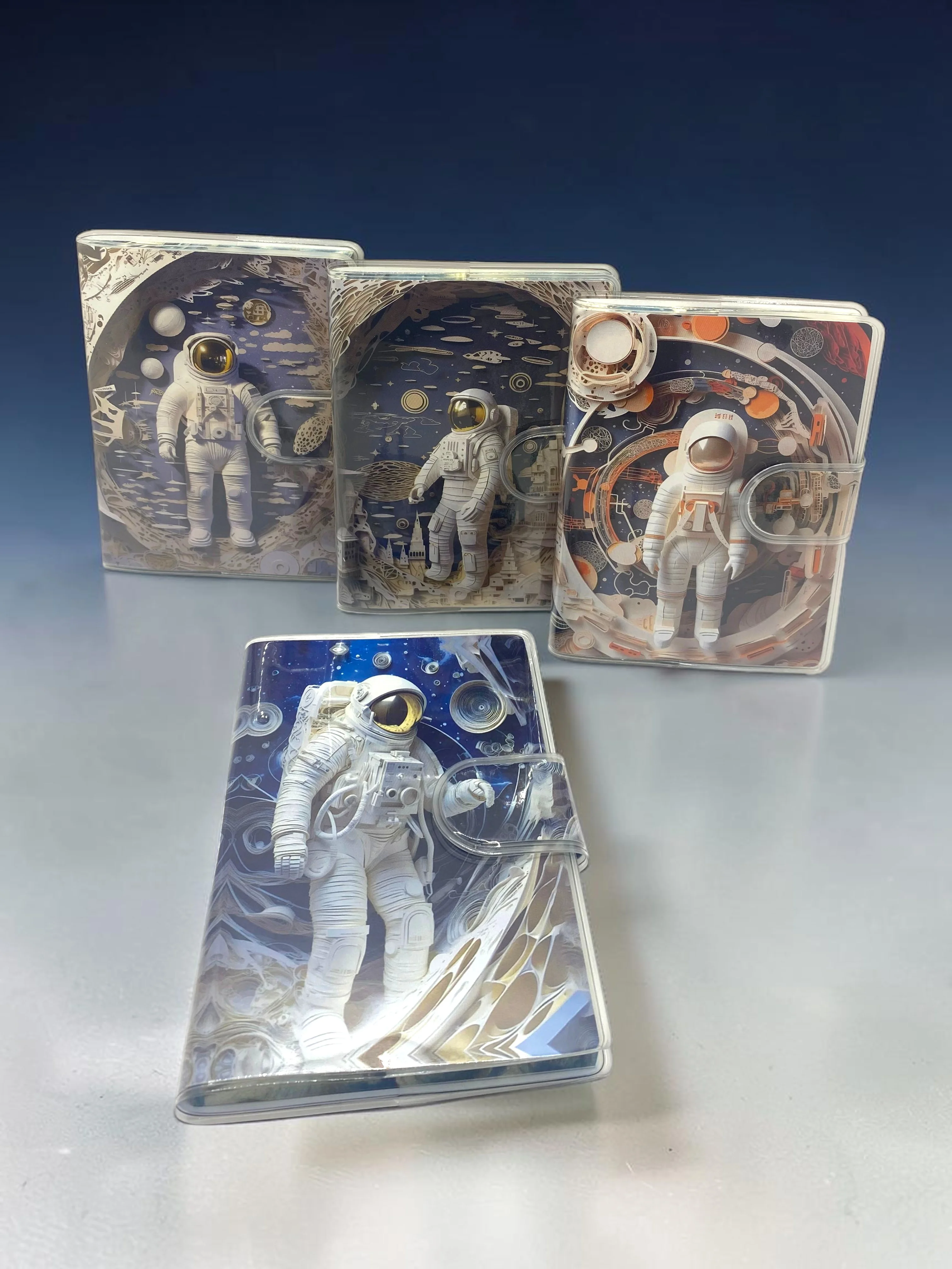 3D Görünümlü Astronot A7 Not Defteri , Çıt Çıtlı Cep Defteri - Ma
