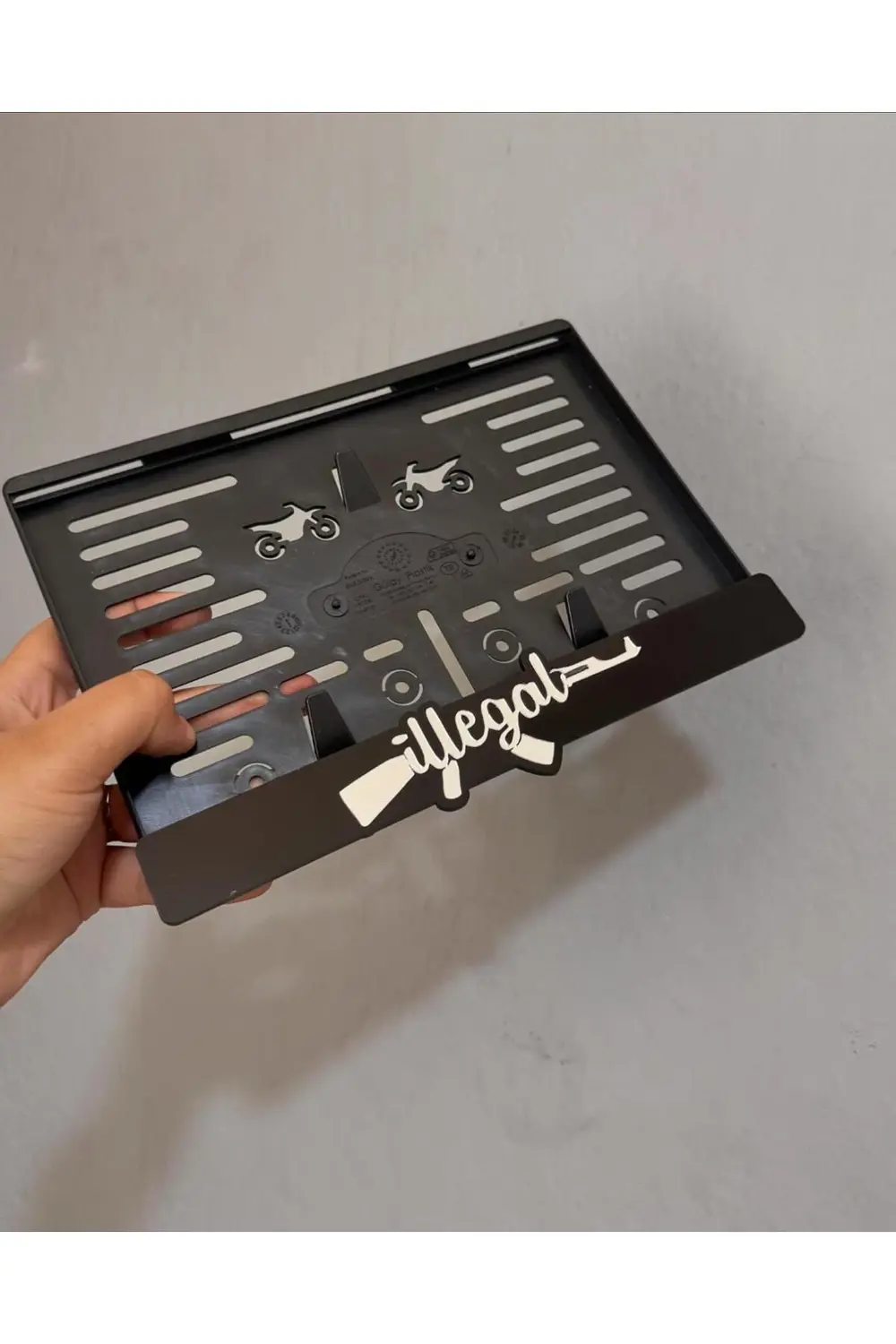 3D İLLEGAL MOTOR PLEKSİ PLAKALIK