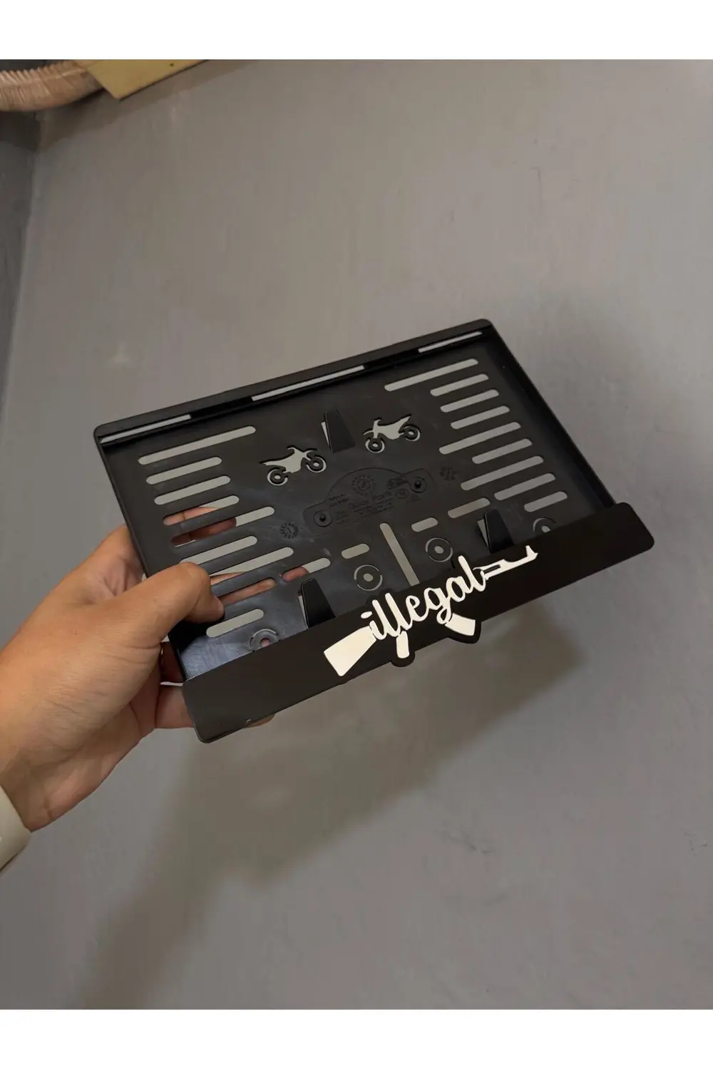 3D İLLEGAL MOTOR PLEKSİ PLAKALIK